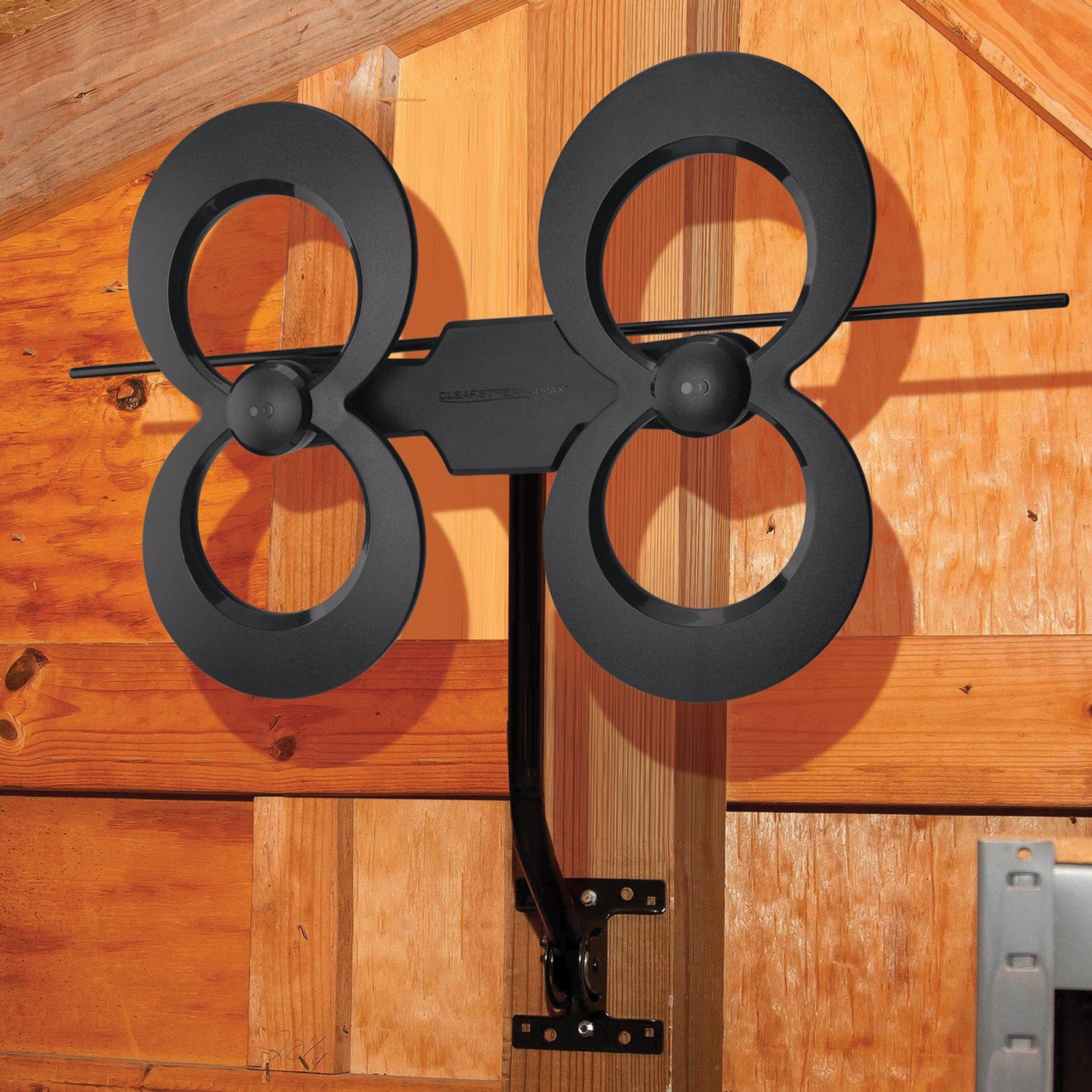 Antennas Direct ClearStream 4MAX HDTV Complete Indoor/Outdoor Multi-Directional TV Antenna with 70+ Mile Range, Cable, Mast, Amplifier, and Splitter - Image 5