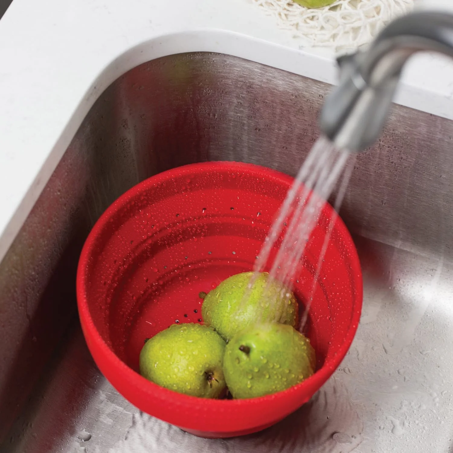 Better Houseware 4-Qt. Collapsible Silicone Colander, Red - Image 3