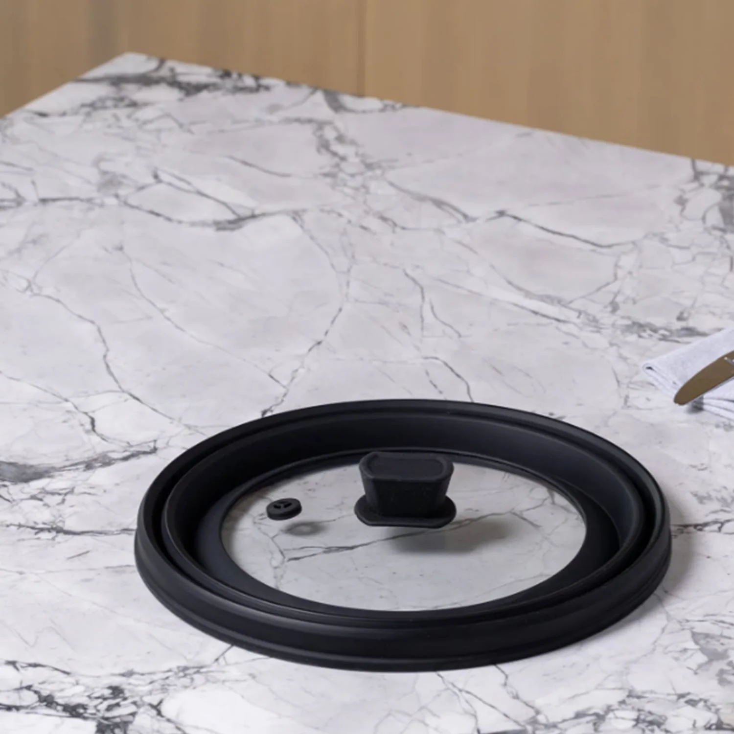 Better Houseware Collapsible Microwave Food Cover - Image 3
