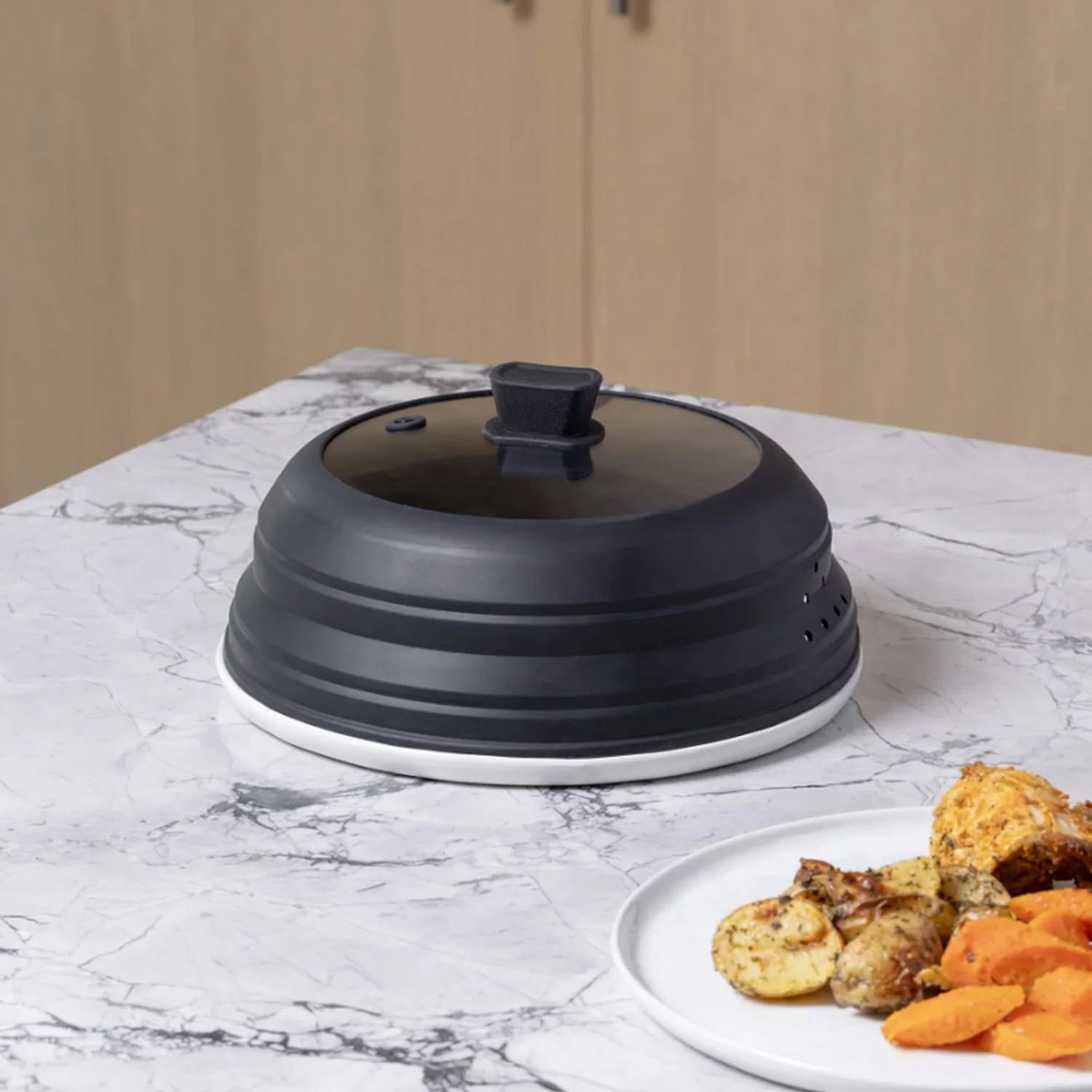Better Houseware Collapsible Microwave Food Cover - Image 4