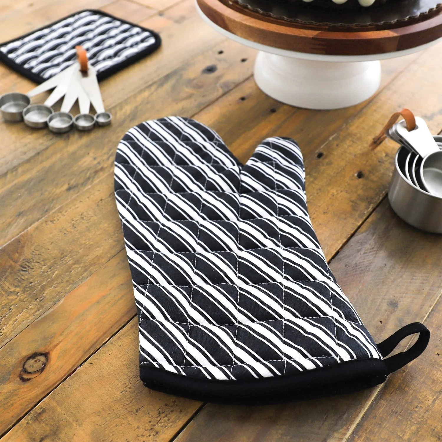 Better Houseware Striped Oven Mitt, Black - Image 4