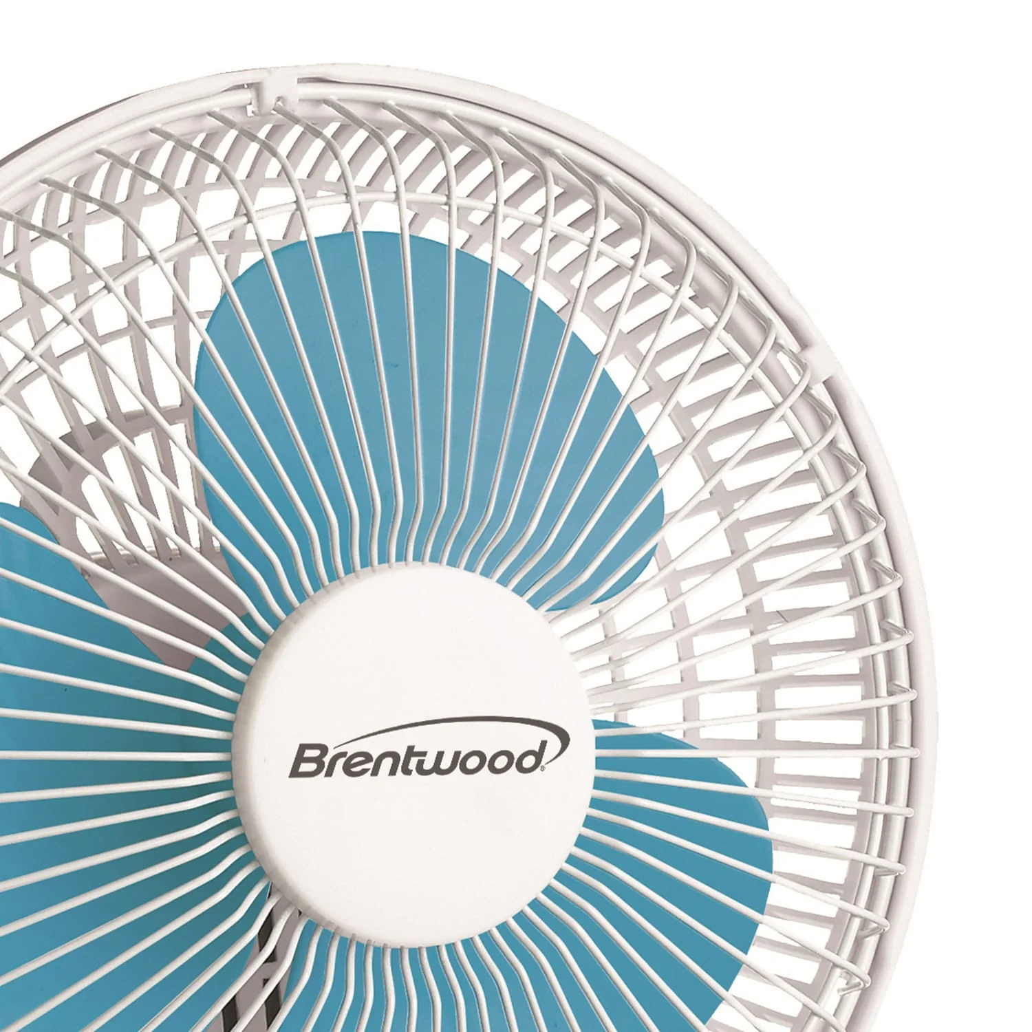 Brentwood 6-In. 2-Speed Convertible Clip-on Desk Fan - Image 4