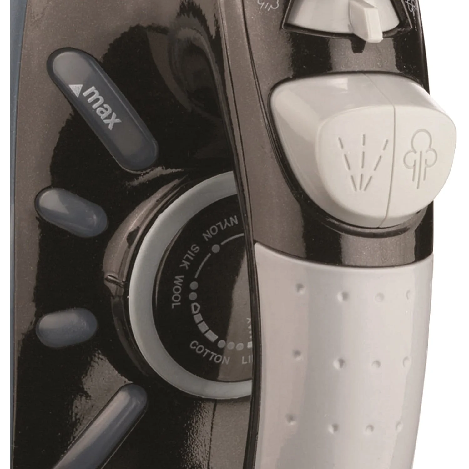 Brentwood Full-Size Nonstick Steam Iron, Black - Image 2