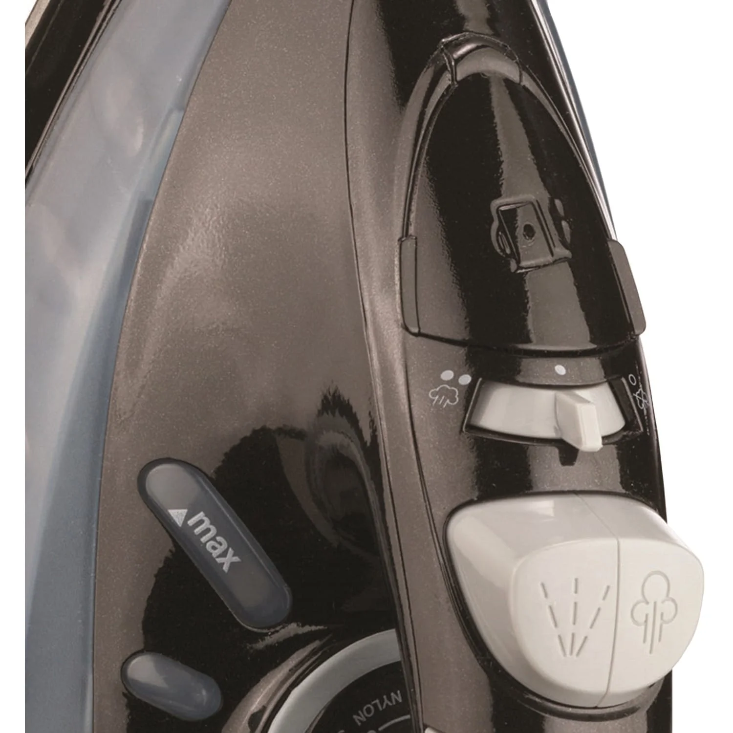 Brentwood Full-Size Nonstick Steam Iron, Black - Image 3