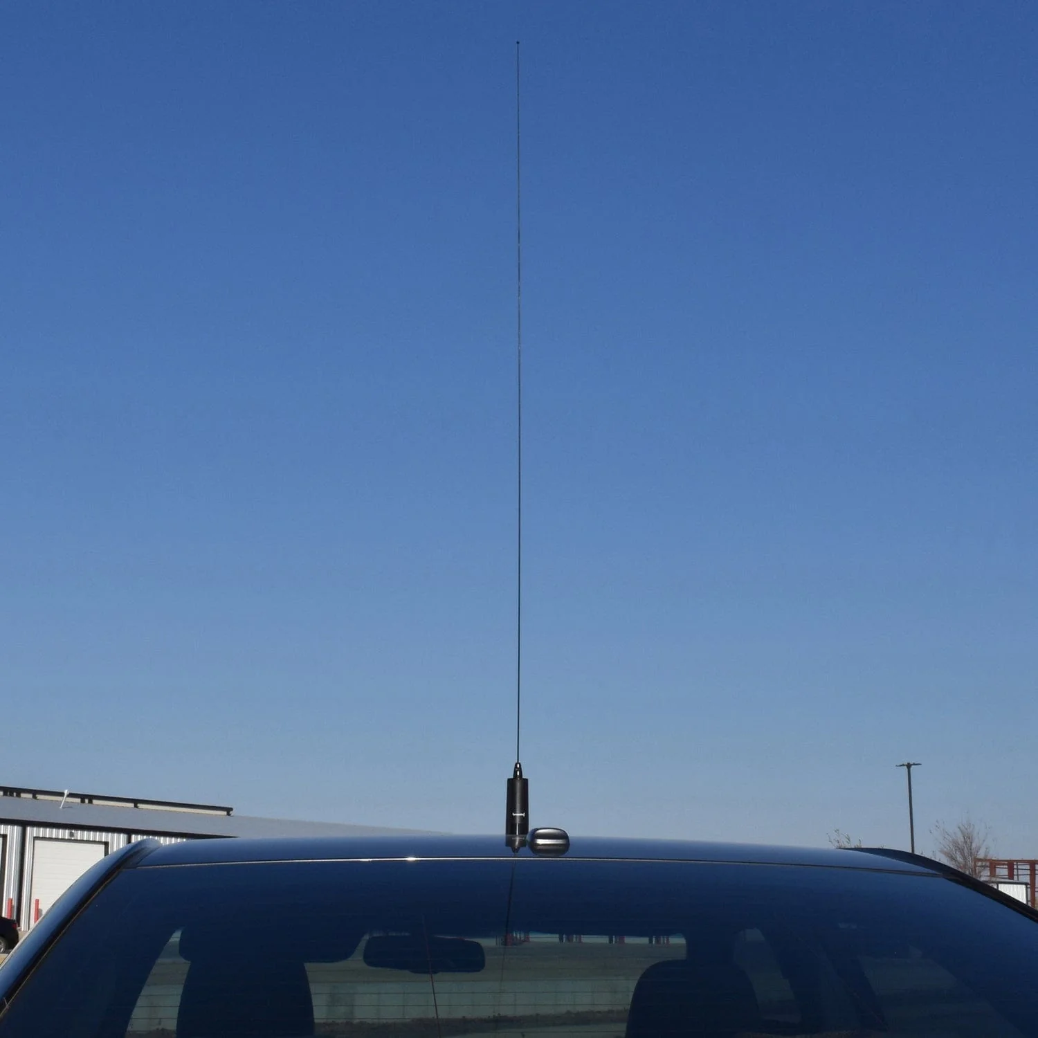 Browning 200-Watt Low-Band 26.5 MHz to 30 MHz Unity-Gain UHF Antenna with NMO Mounting, Black Base - Image 4