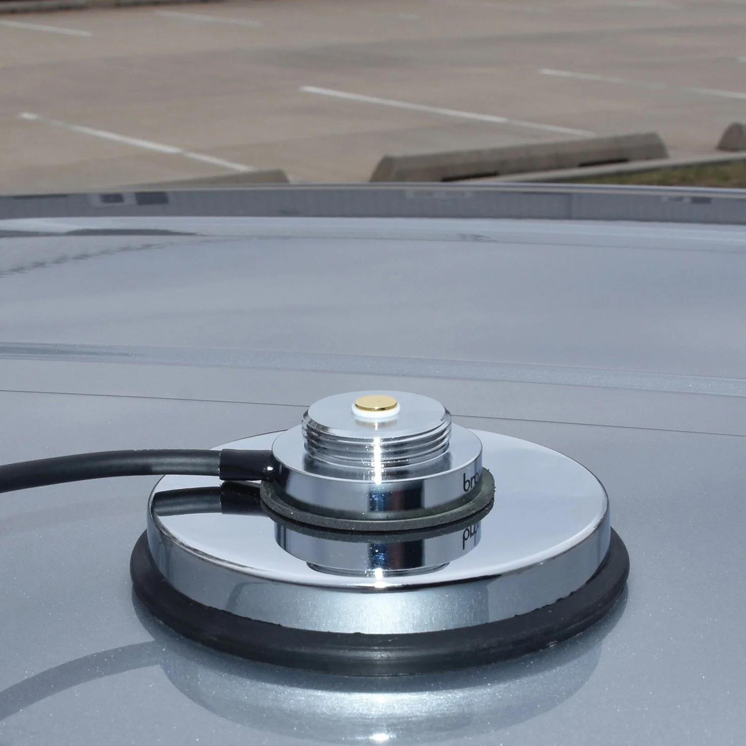 Browning 3-5/8-In. NMO Magnet Mount with Rubber Boot and Preinstalled UHF PL-259 Connector, Chrome - Image 5