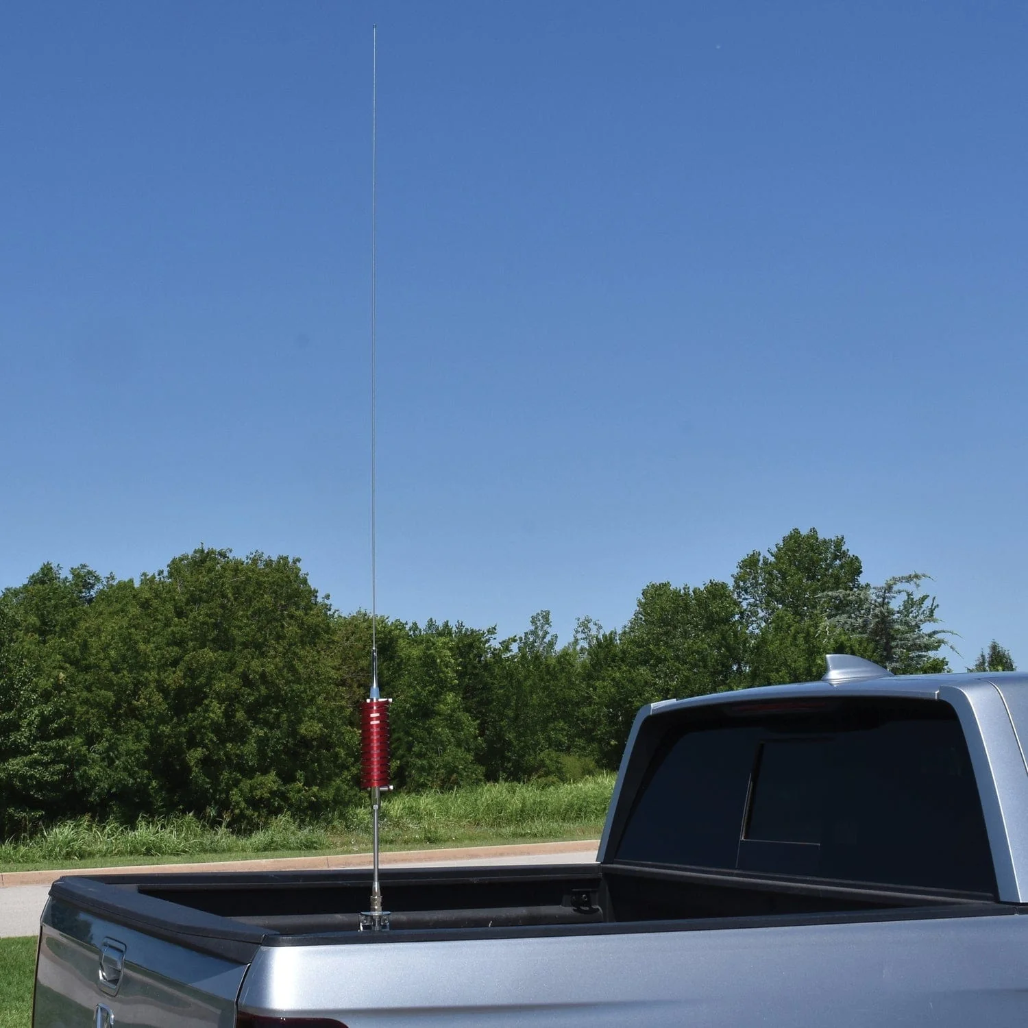 Browning BR-91 63-In. 15000-Watt Flat-Coil CB Antenna with 6-In. Shaft, Red - Image 2