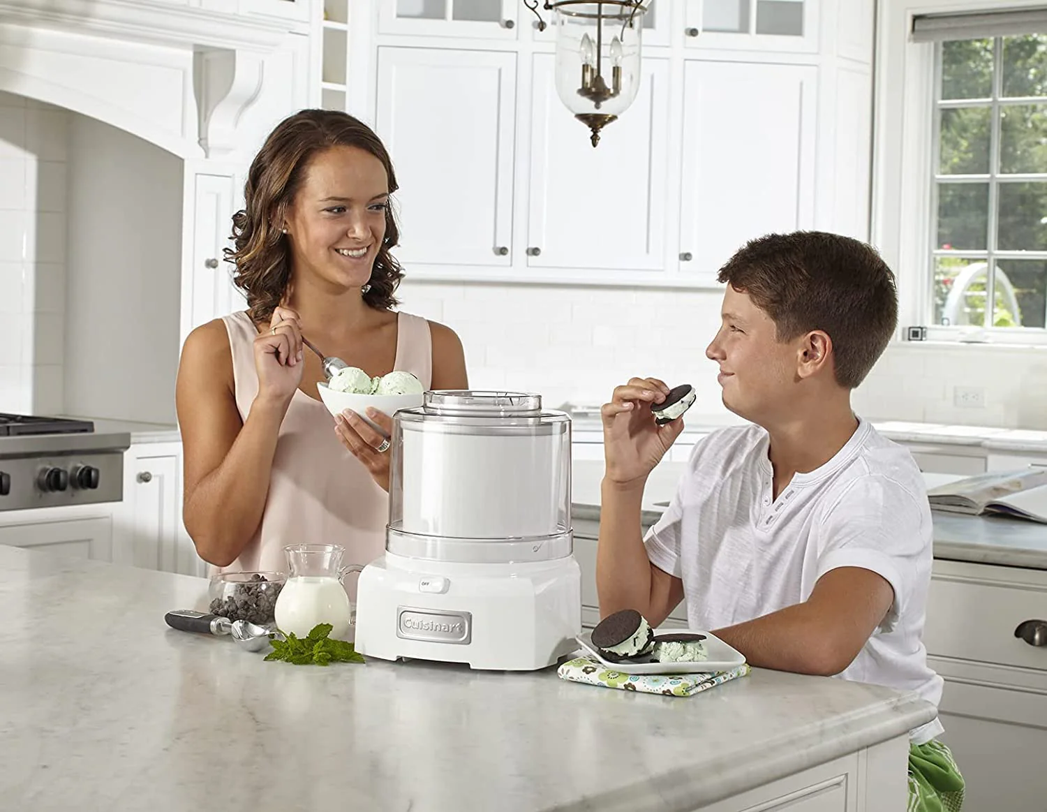 Cuisinart 1.5 Quart Frozen Yogurt, Ice Cream and Sorbet Maker, White - Certified Refurbished - Image 8