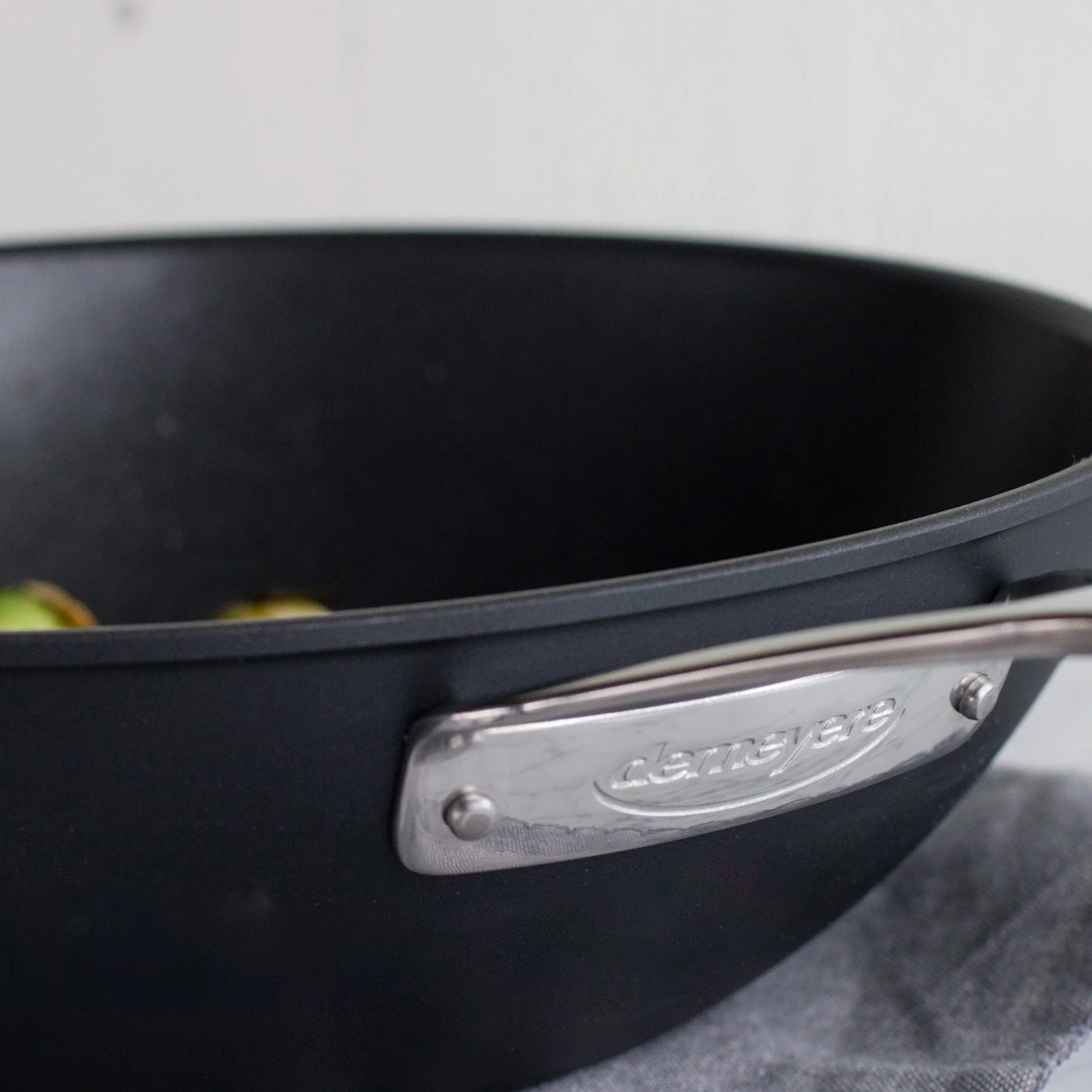 Demeyere AluPro 3.2-qt Aluminum Nonstick Perfect Pan - Image 4