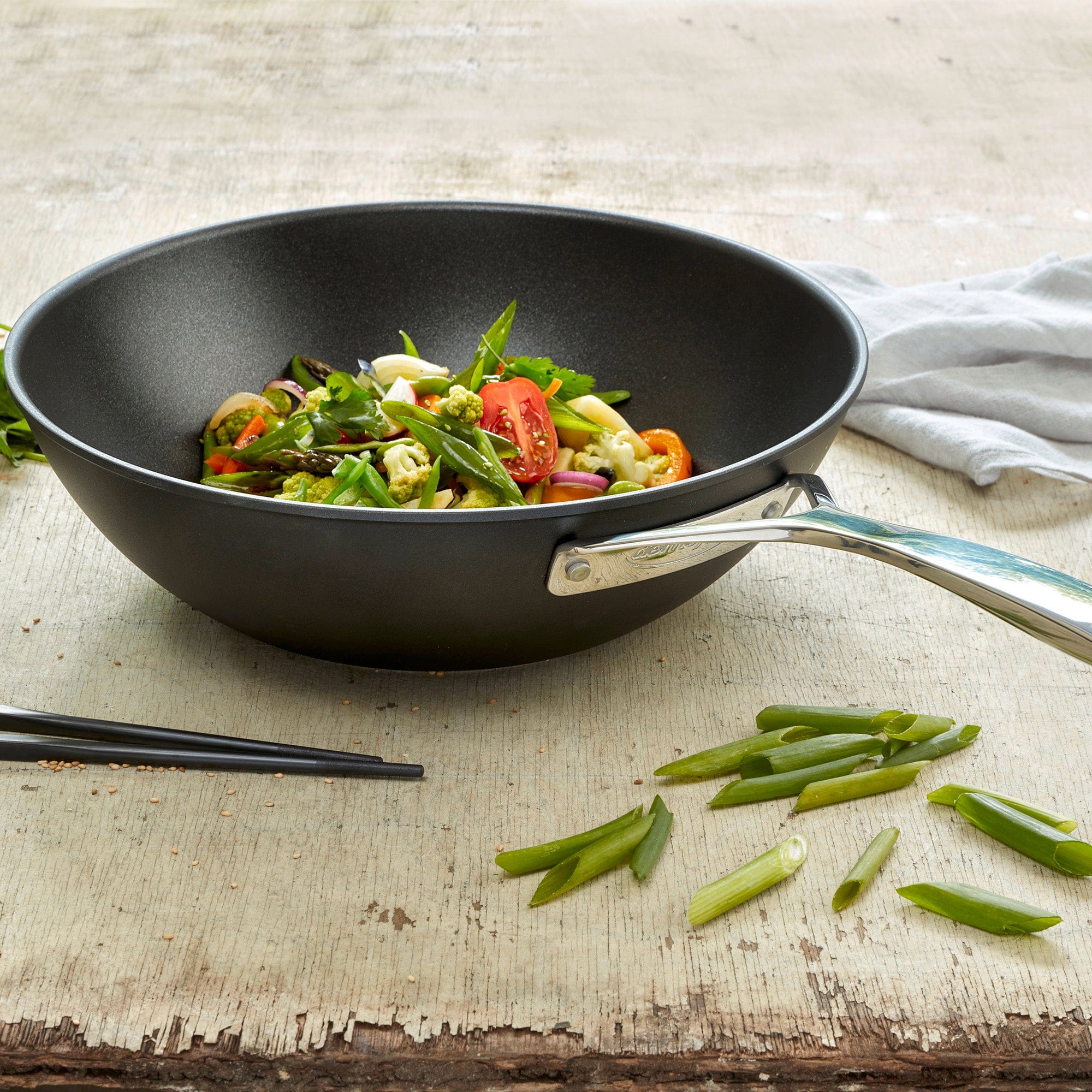 Demeyere AluPro 3.2-qt Aluminum Nonstick Perfect Pan - Image 5