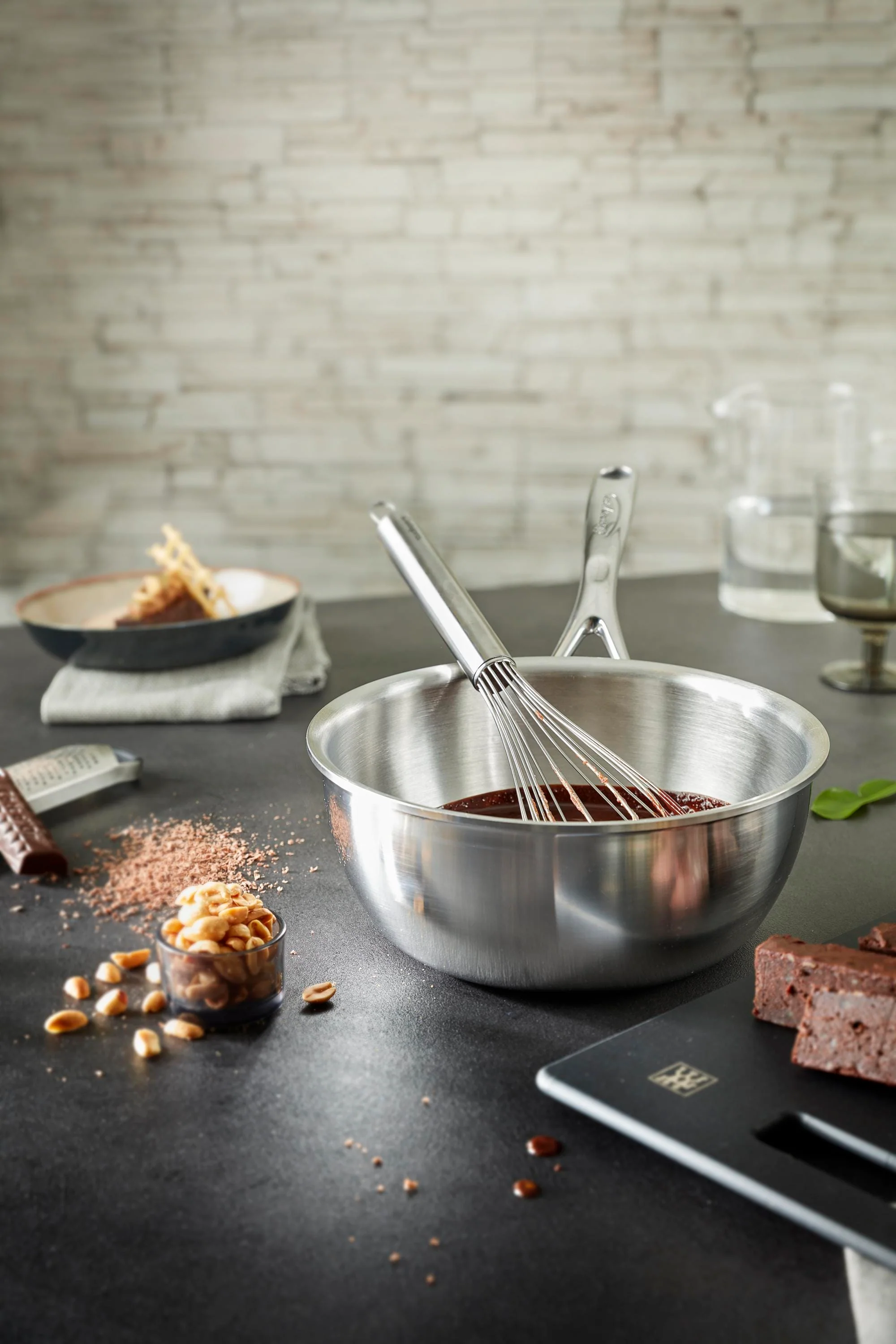 Demeyere Atlantis 2.1-qt Stainless Steel Saucier - Image 4