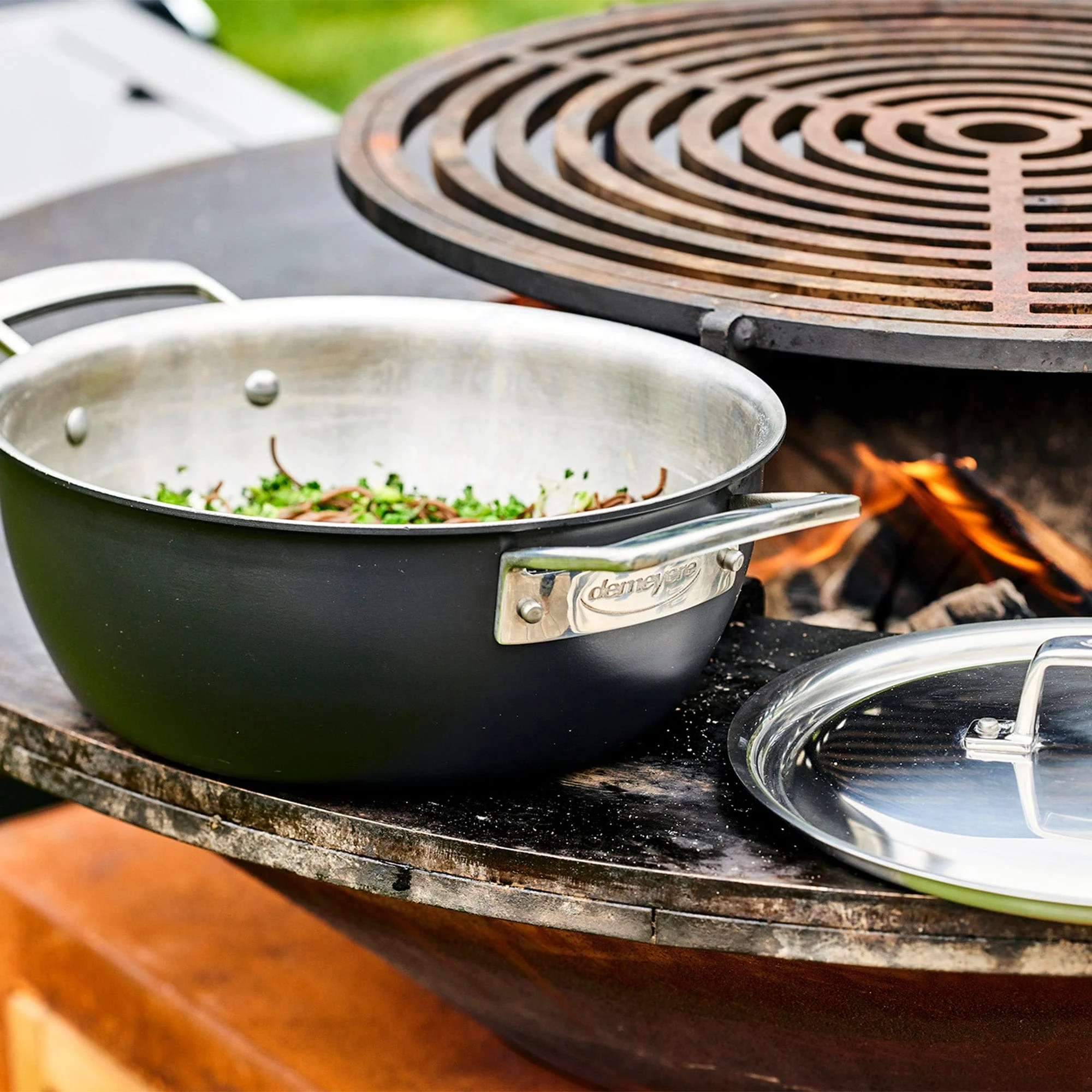 Demeyere Black 5 Stainless Steel with Ceramic exterior coating 3.5-qt Dutch Oven with Lid - Image 3