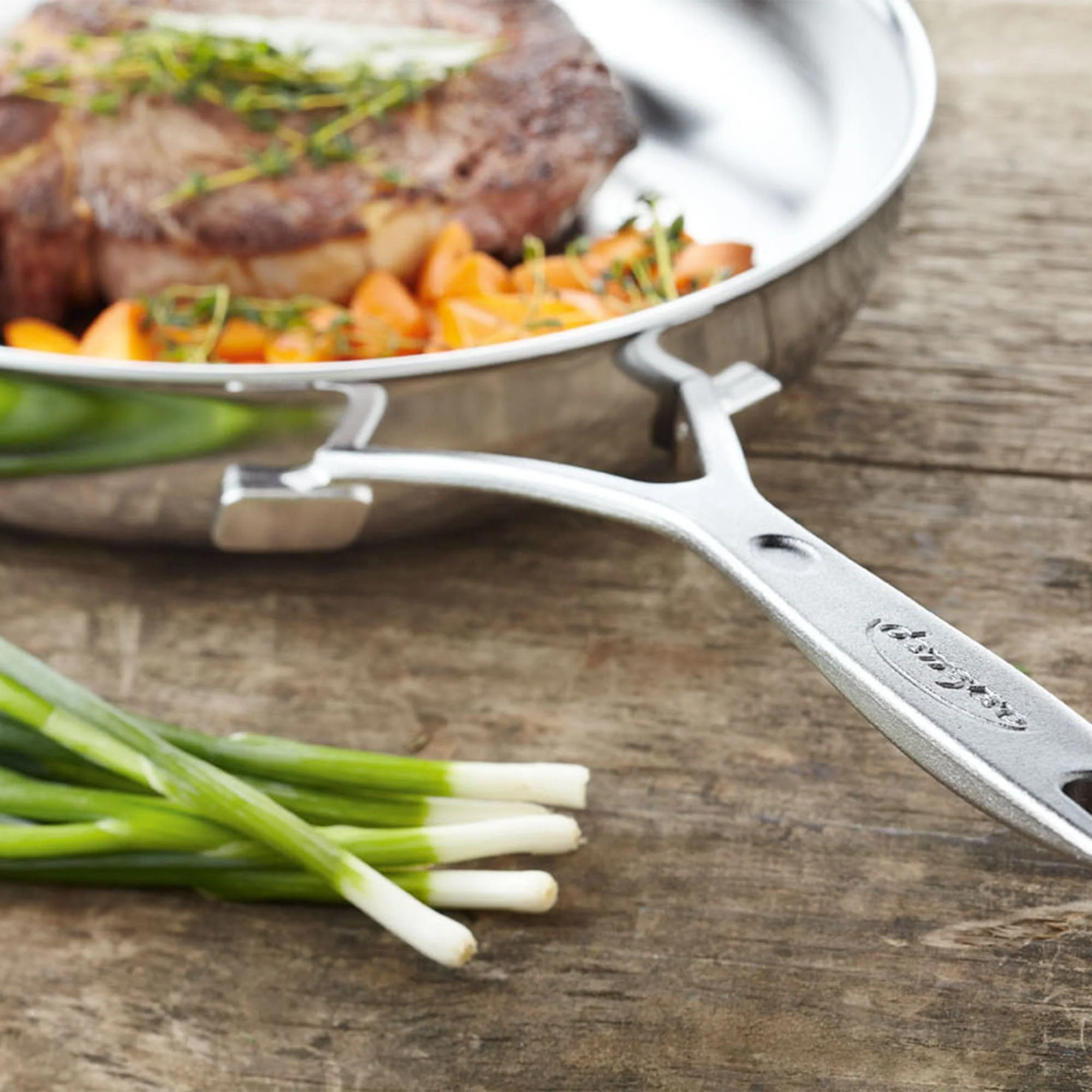 Demeyere Industry 5-Ply 9.5-inch Stainless Steel Fry Pan - Image 4