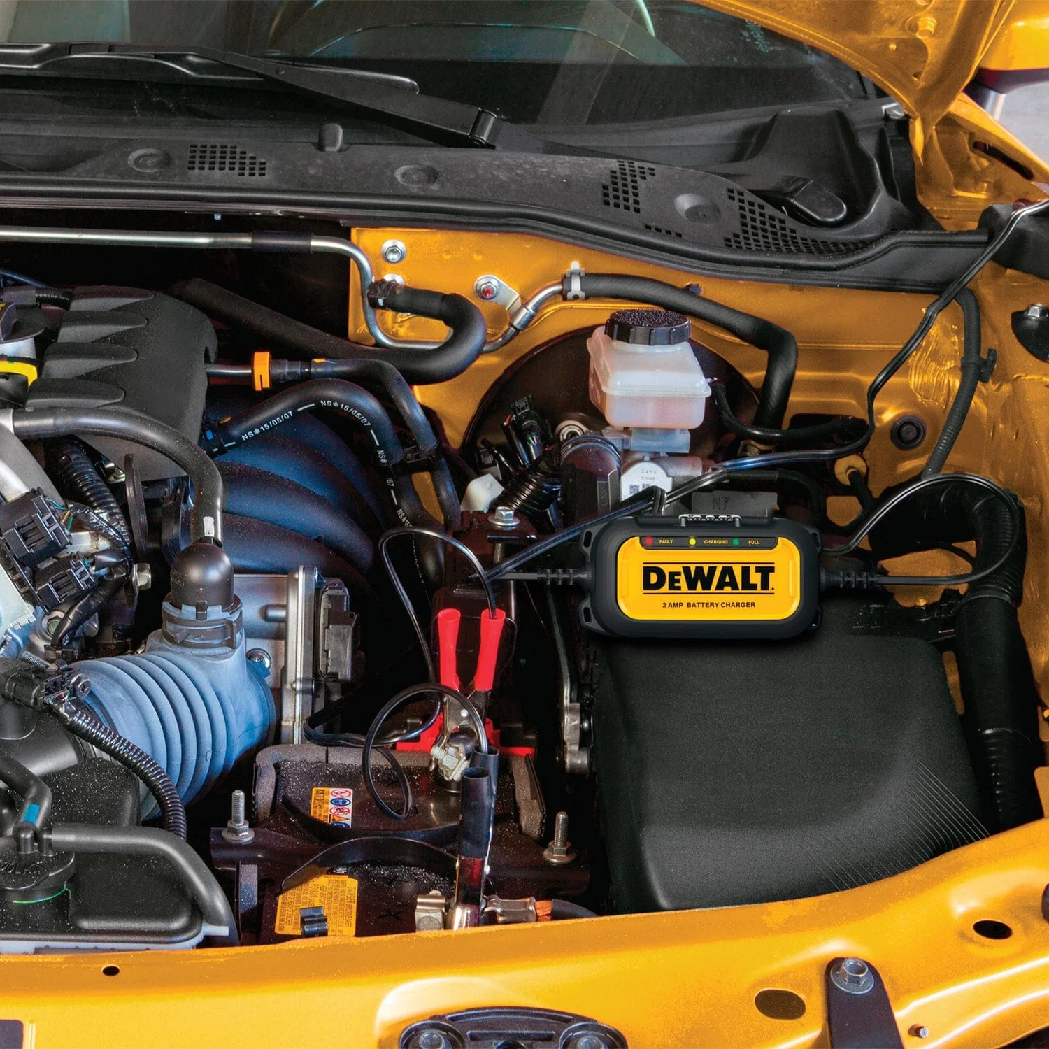 Dewalt DXAEC2 Professional 2-Amp Battery Charger and Maintainer - Image 5