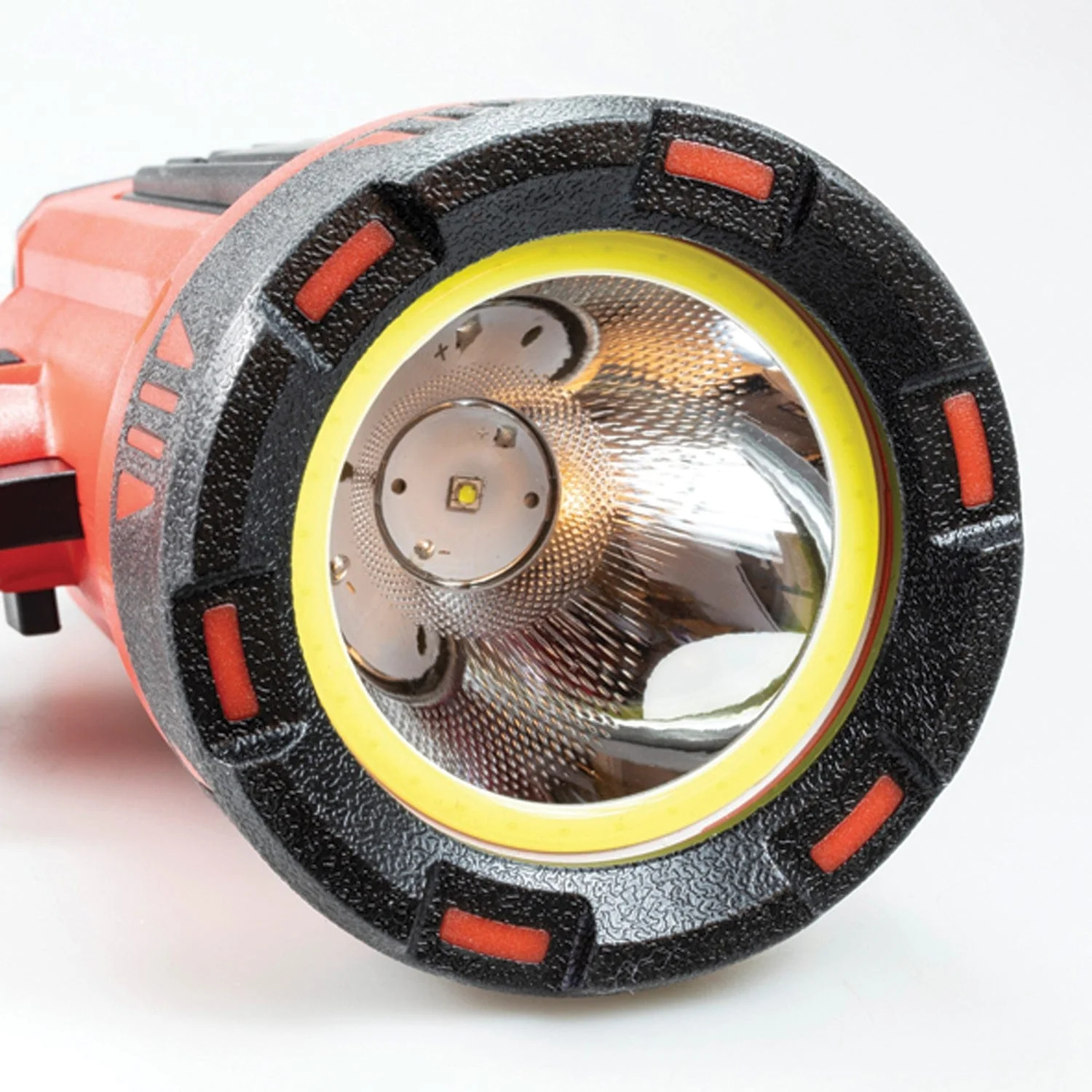 Dorcy Ultra HD 1,300-Lumen Rechargeable Spotlight + Power Bank - Image 5