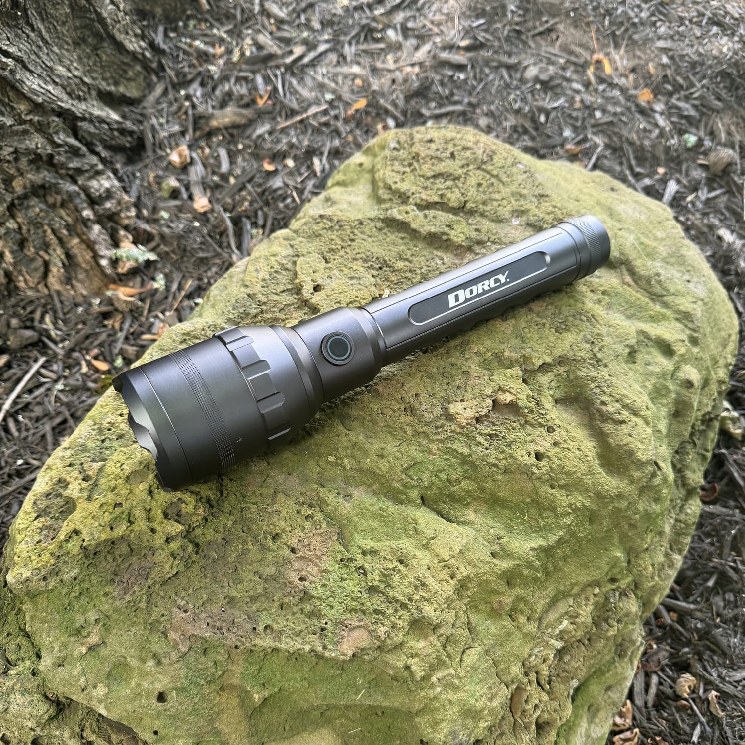 Dorcy Ultra HD Series USB-Rechargeable LED 9000-Lumen Aluminum Flashlight with Power Bank, 4 Modes, up to 820-Ft. Beam, up to 24 Hours Run Time - Image 3