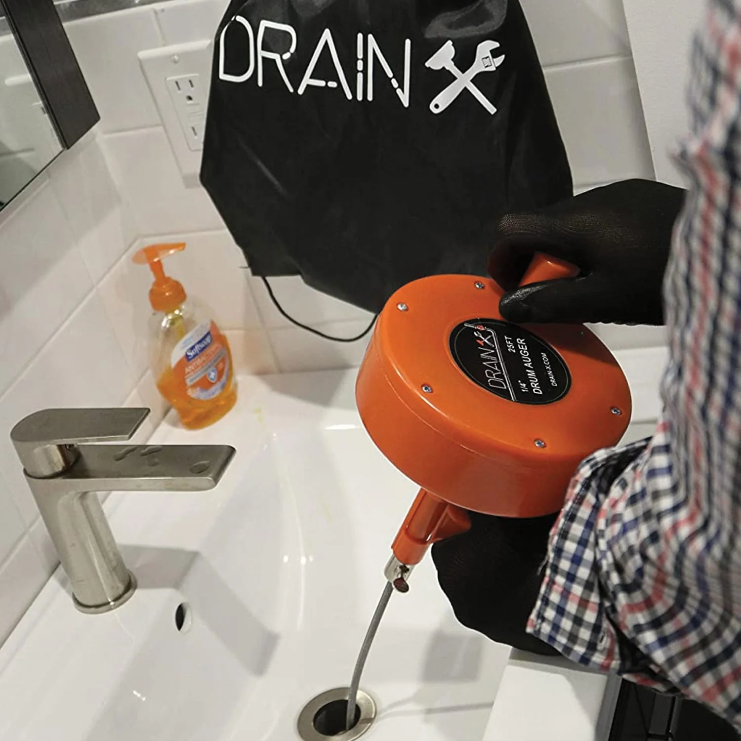 DrainX Heavy-Duty-Steel Pro Drum Drain Auger, 25 Ft., with Work Gloves and Carrying Pouch - Image 3