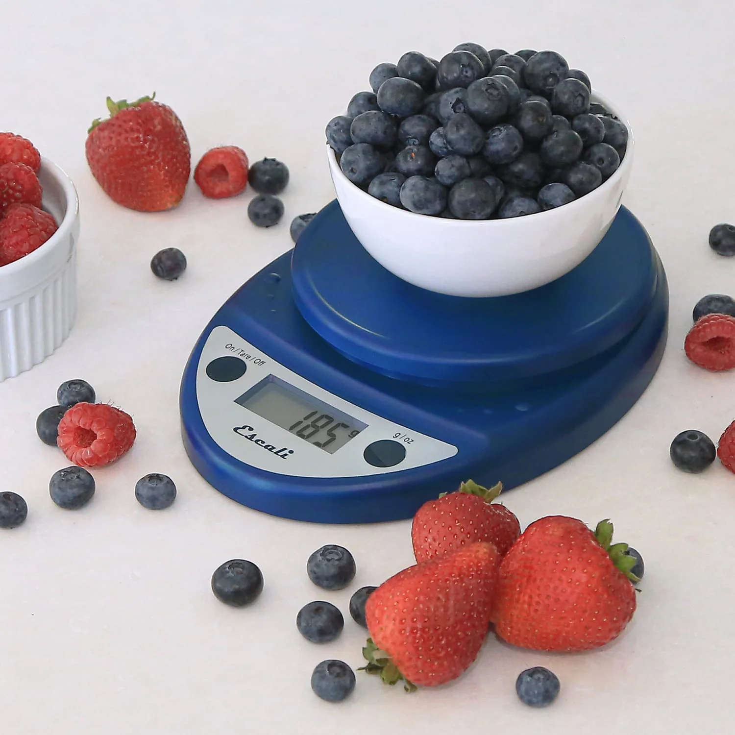 Escali Primo Digital Kitchen Scale, Royal Blue - Image 3