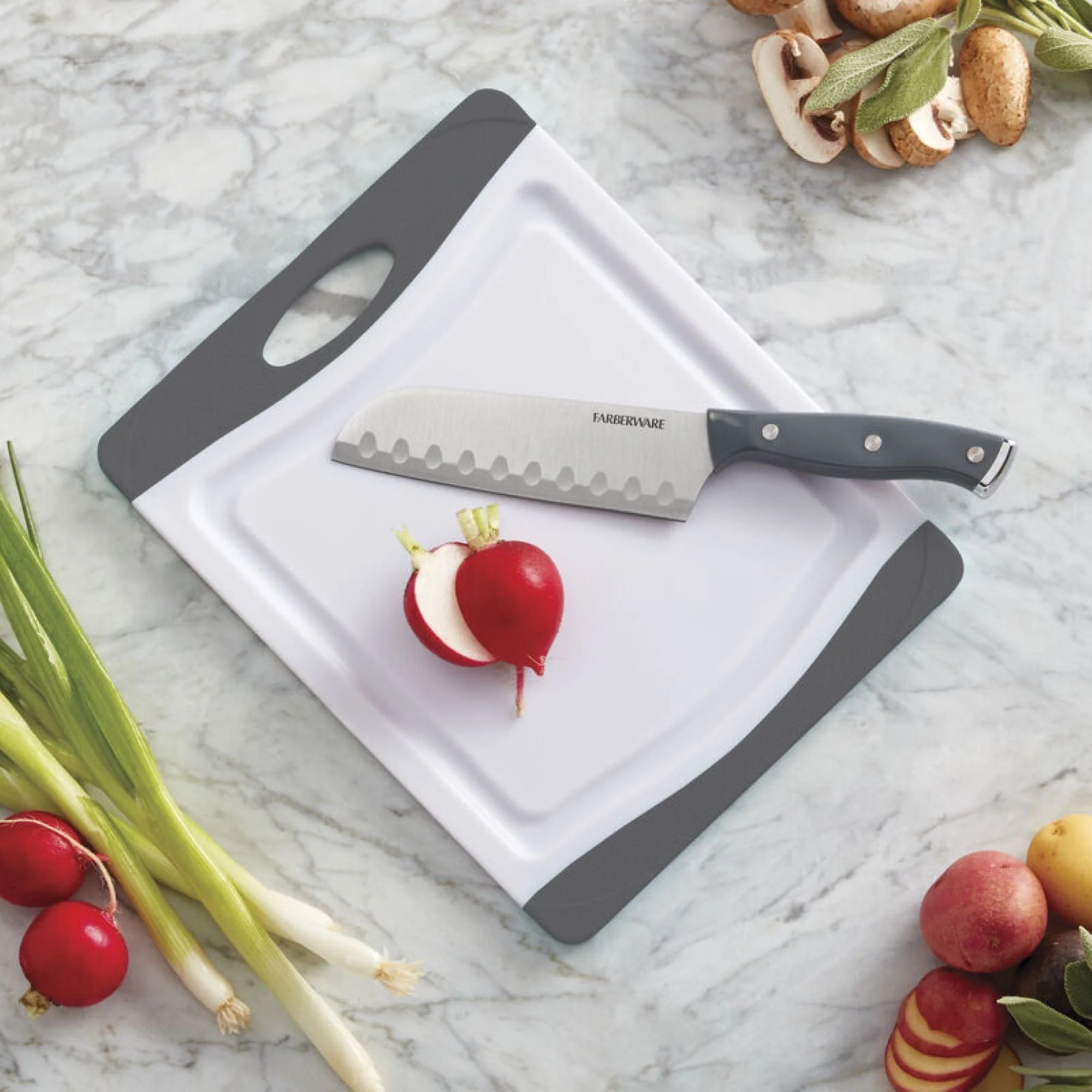 Farberware Plastic Cutting Board with Perimeter Juice Groove and Nonslip Edges, Dishwasher-Safe Kitchen Chopping Board with Easy-Grip Handle, 8x10-Inch, Gray and White - Image 4