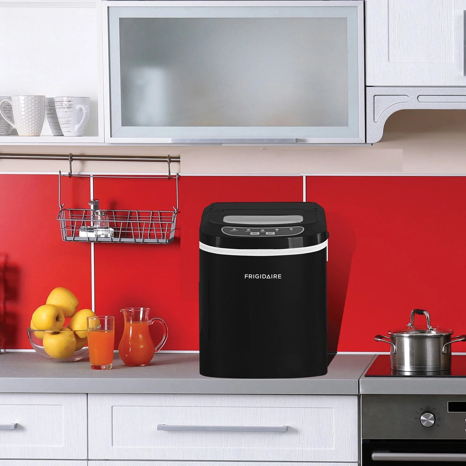 Frigidaire 200-Watt Portable Compact Ice Maker, 26 Lbs. per Day - Image 5