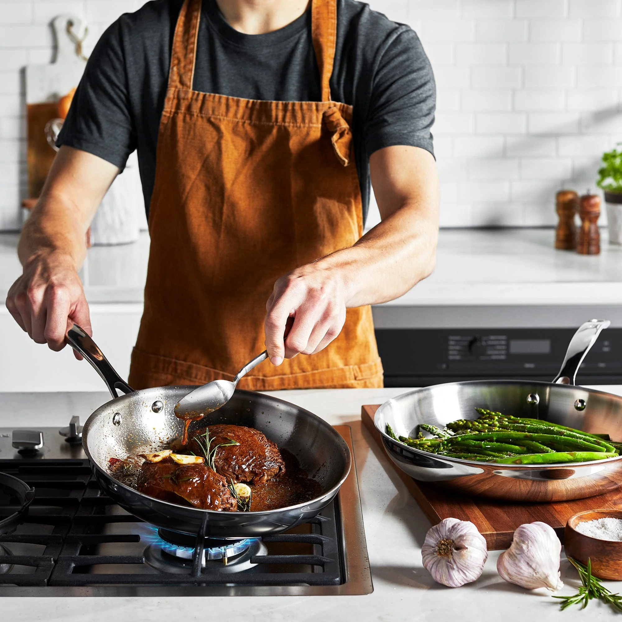 Henckels Clad H3 2-pc Stainless Steel 10-in & 12-in Fry Pan Set - Image 3