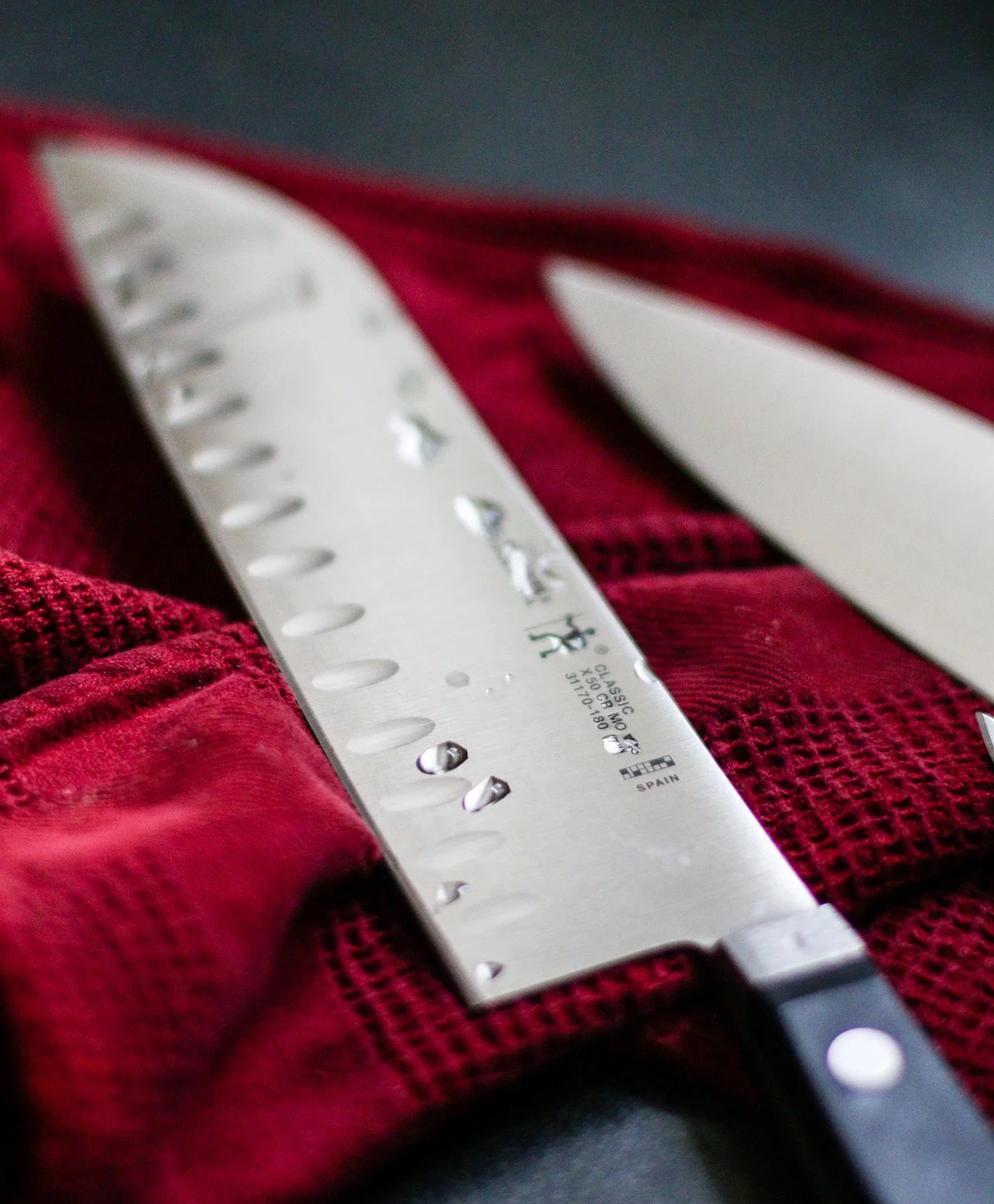 Henckels Classic 7-inch Hollow Edge Santoku Knife - Image 5