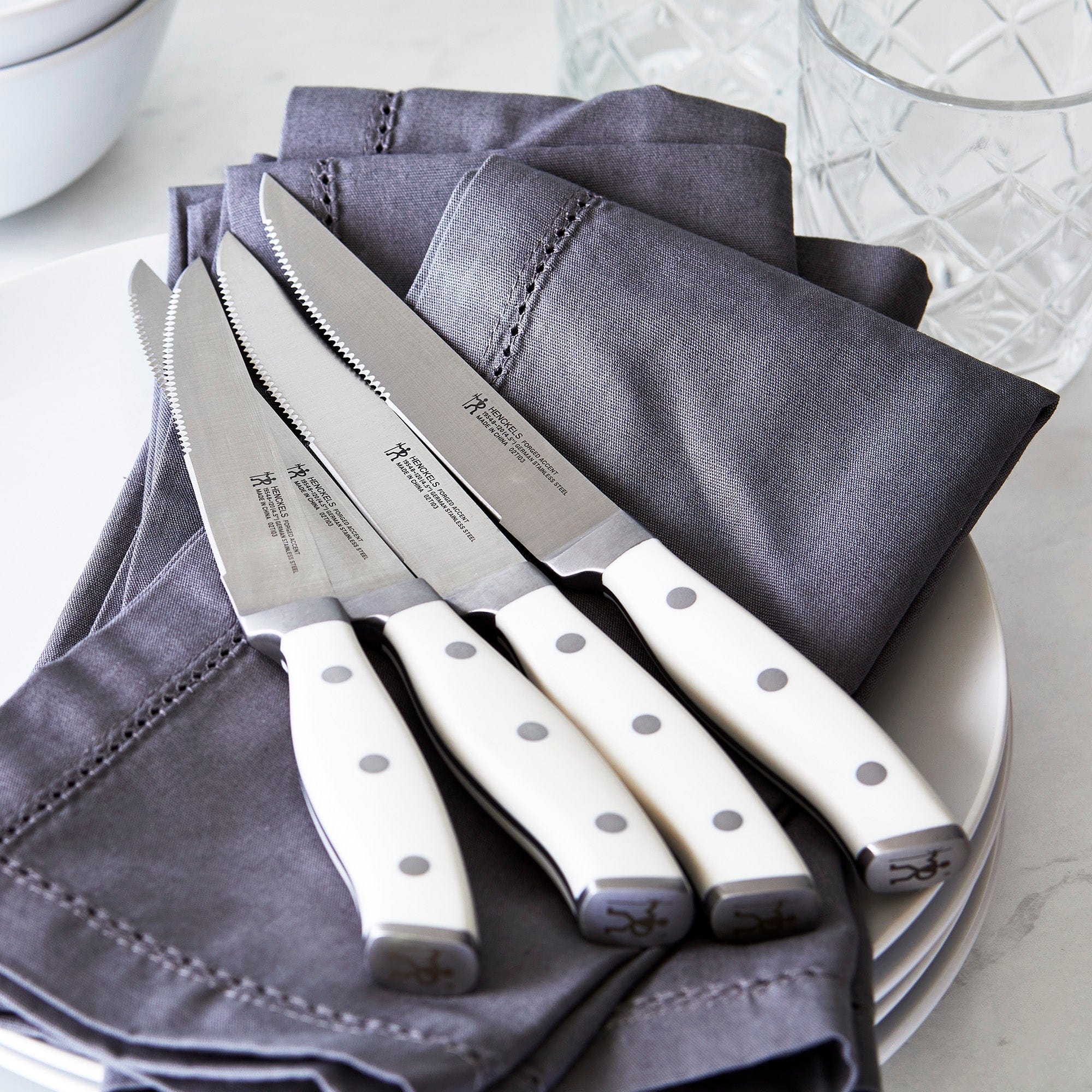 Henckels Forged Accent Set of 4 Steak Knife Set, White, German Engineered - Image 2