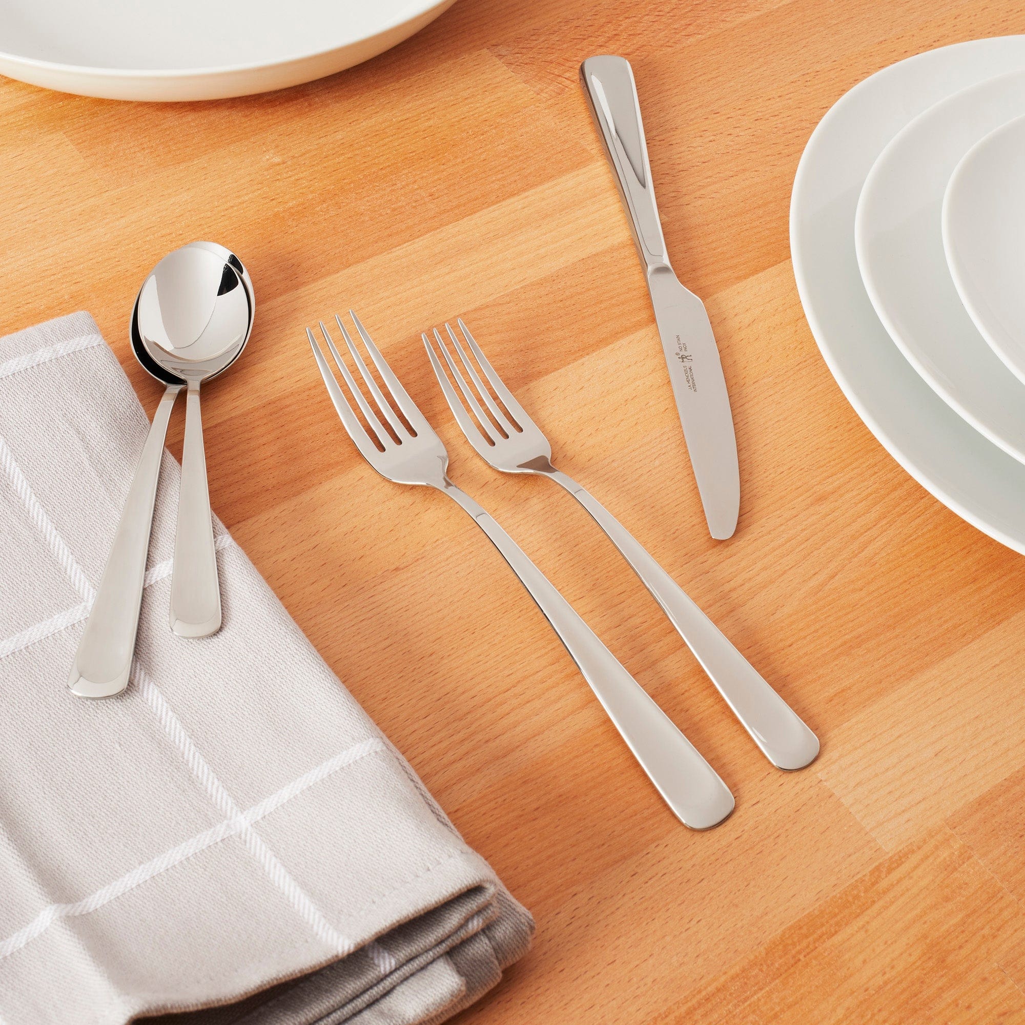 Henckels Silvano 45-pc 18/10 Stainless Steel Flatware Set - Image 2