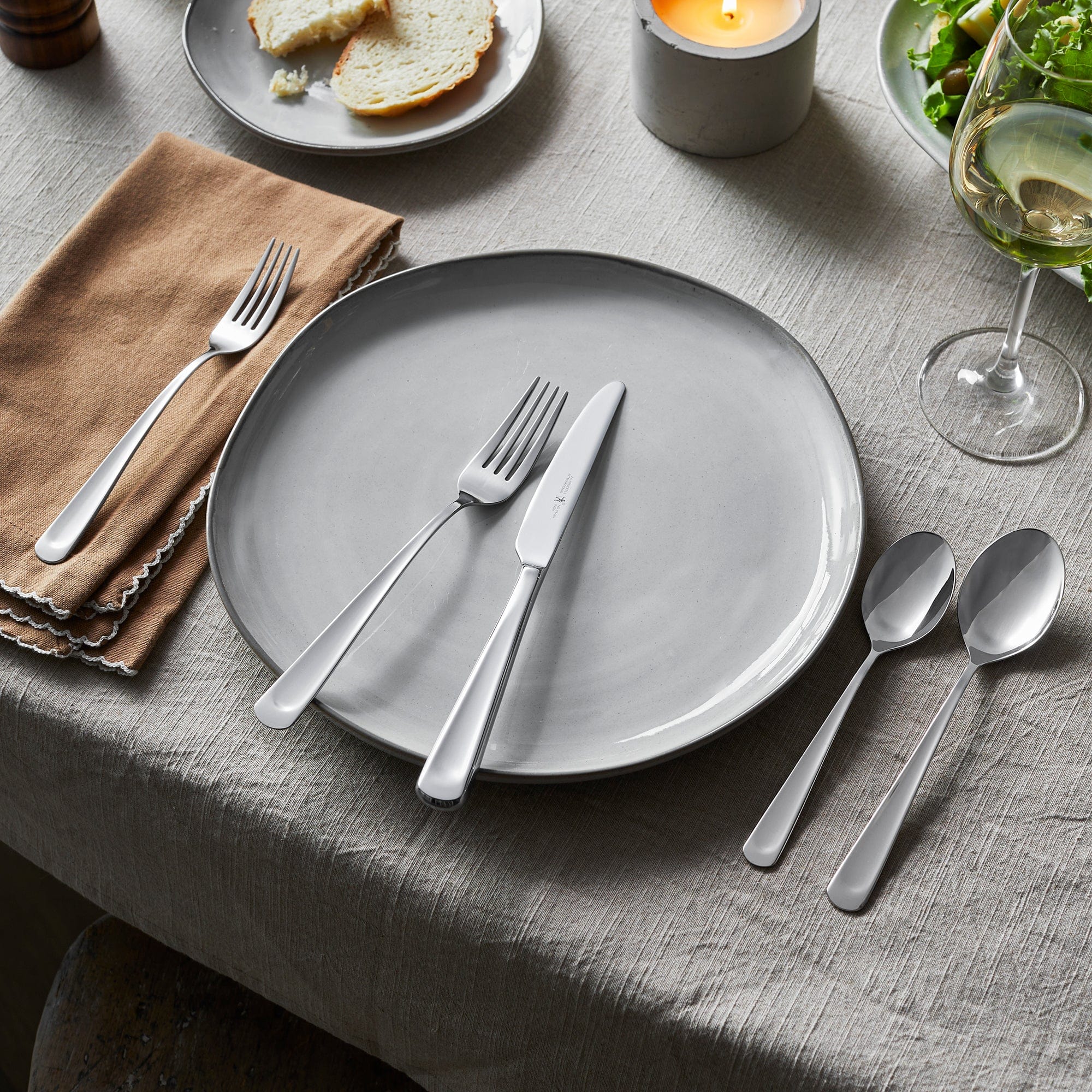 Henckels Silvano 45-pc 18/10 Stainless Steel Flatware Set - Image 4