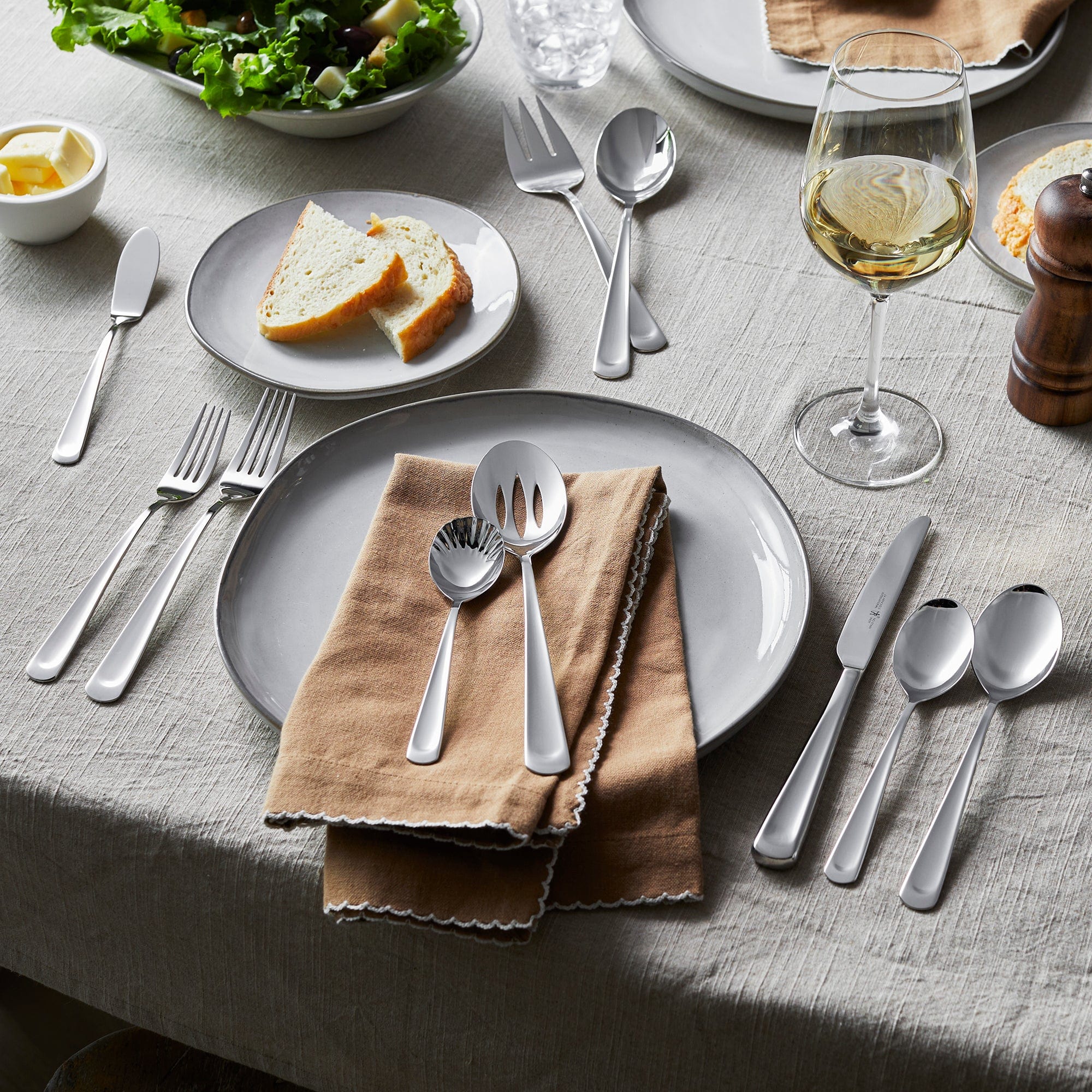 Henckels Silvano 45-pc 18/10 Stainless Steel Flatware Set - Image 5