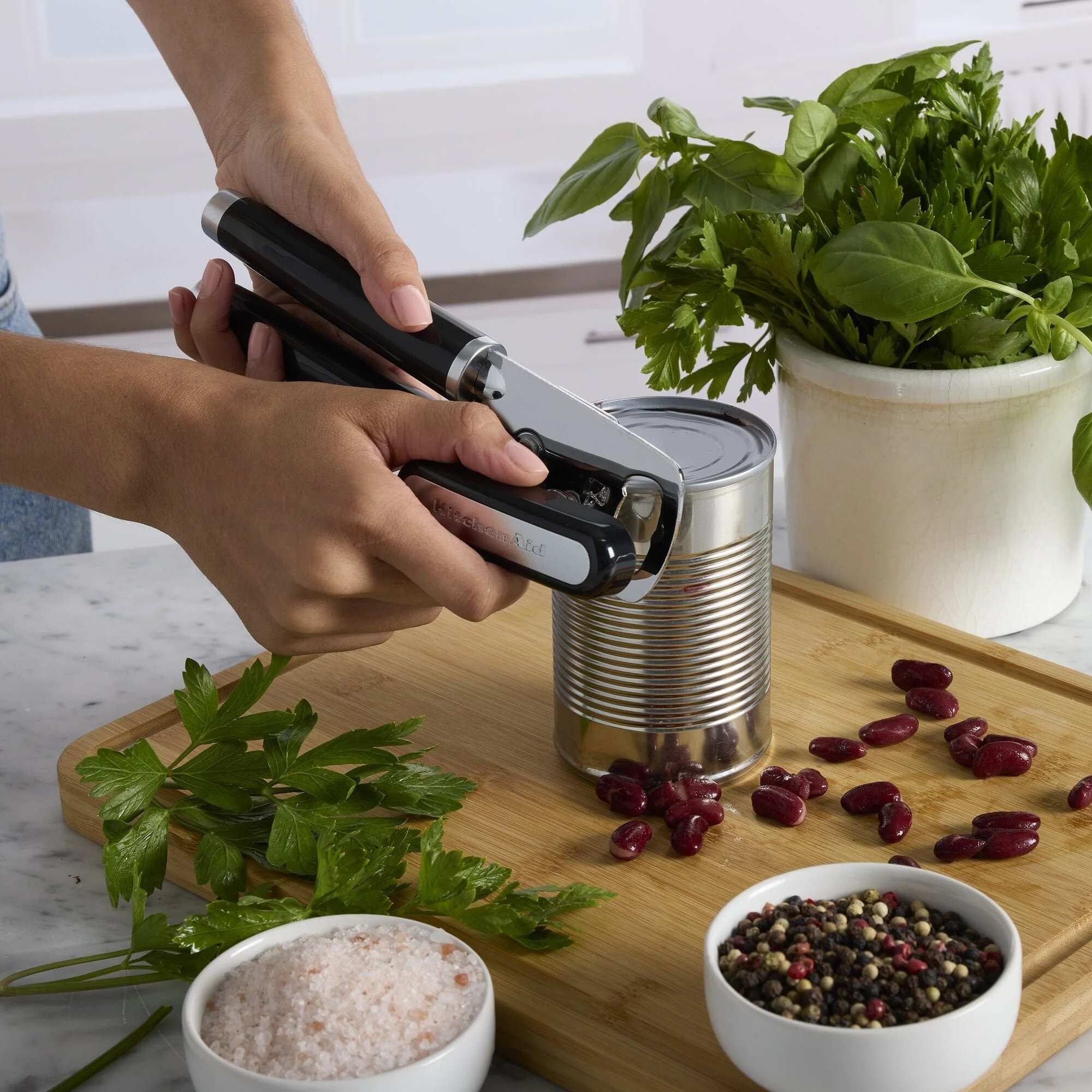 KitchenAid Classic Multifunction Can Opener / Bottle Opener - Image 6