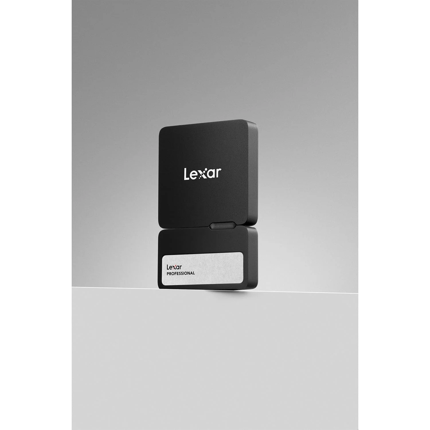 Lexar Professional Go Portable USB 3.2 SSD with Hub, 1 TB - Image 3