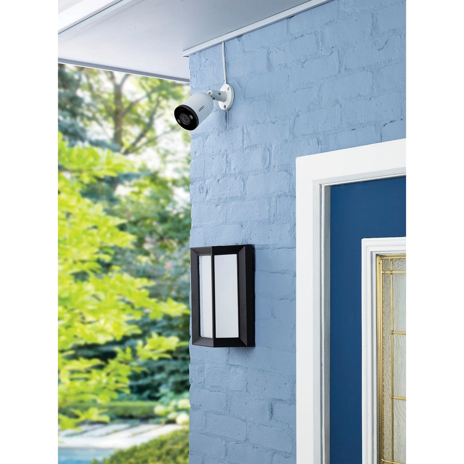 Lorex 4K Ultra HD Wired Analog Indoor/Outdoor Add-on IP Bullet Security Camera with Smart Deterrence - Image 3