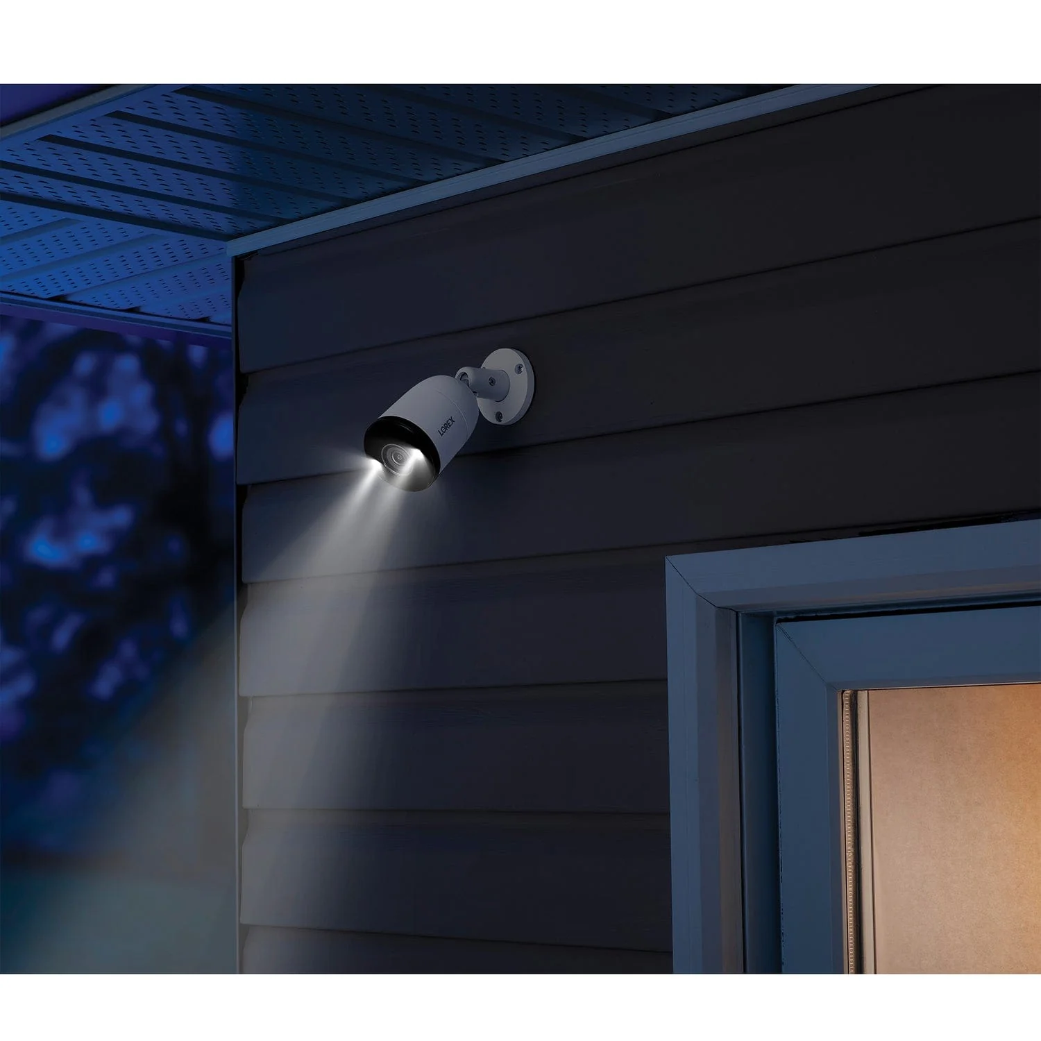 Lorex 4K Ultra HD Wired Analog Indoor/Outdoor Add-on IP Bullet Security Camera with Smart Deterrence - Image 4