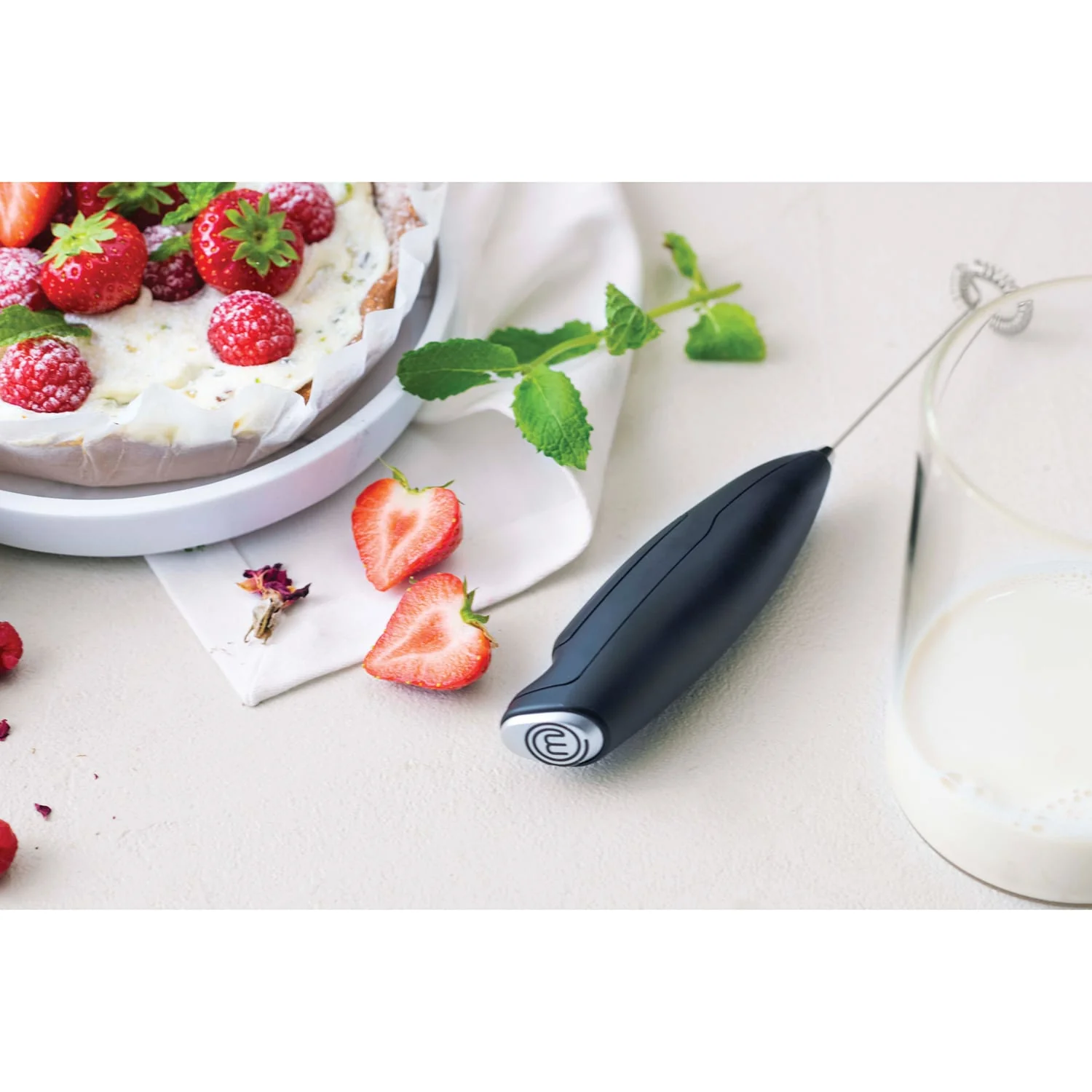 MasterChef Battery-Operated Milk Frother - Image 3