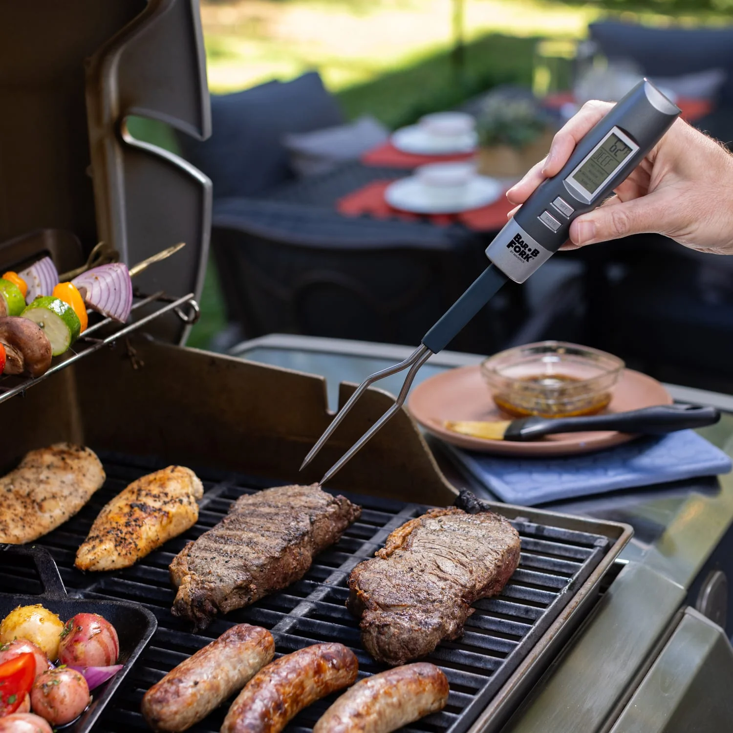 Maverick BarBFork Digital Grilling Fork Thermometer - Image 2