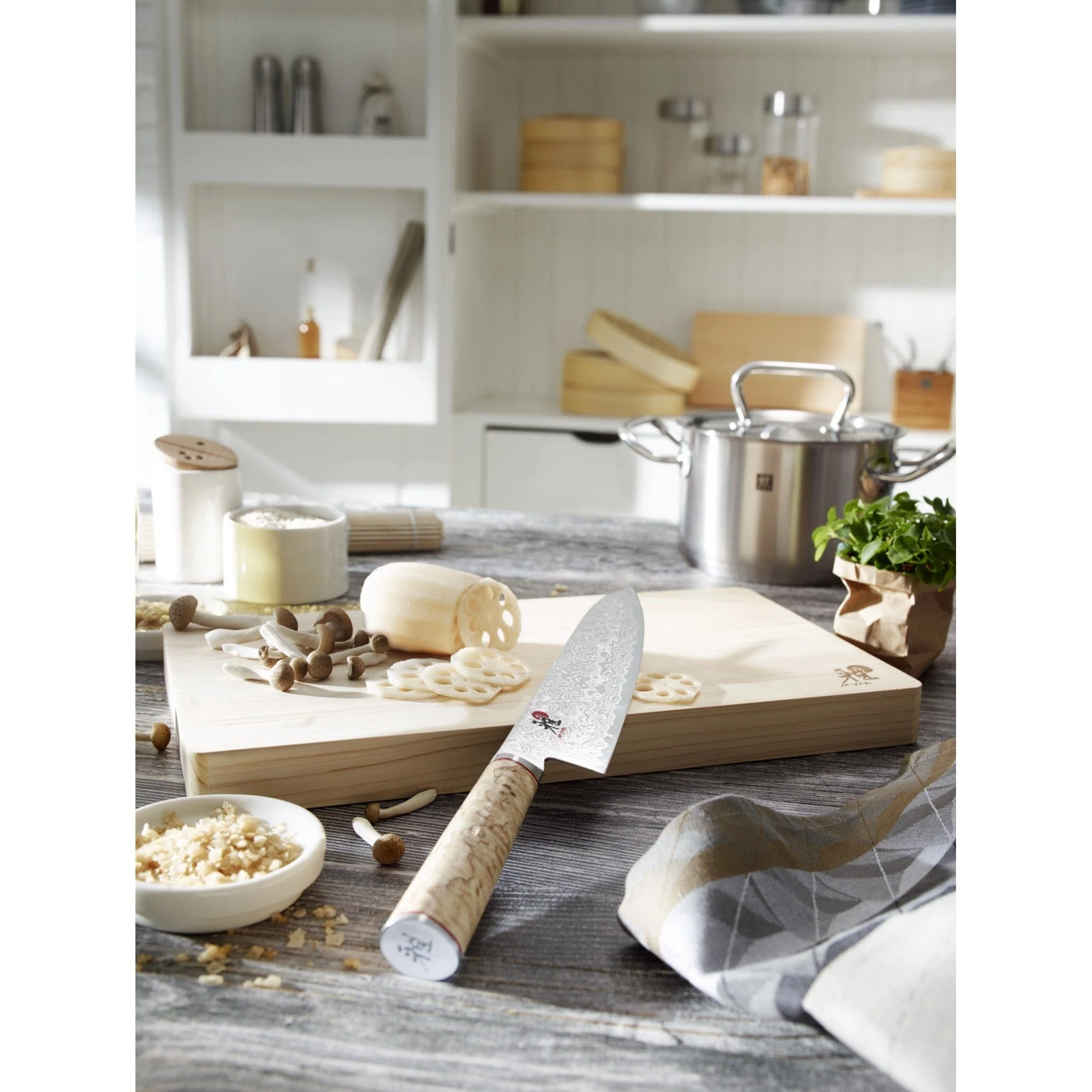 Miyabi Birchwood SG2 5.5-inch Prep Knife - Image 5