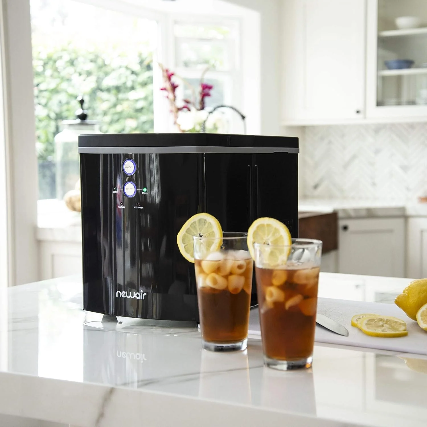 Newair Portable Ice Maker with 2 Ice Sizes, 33 lbs of Ice a Day, Black - Certified Refurbished - Image 6