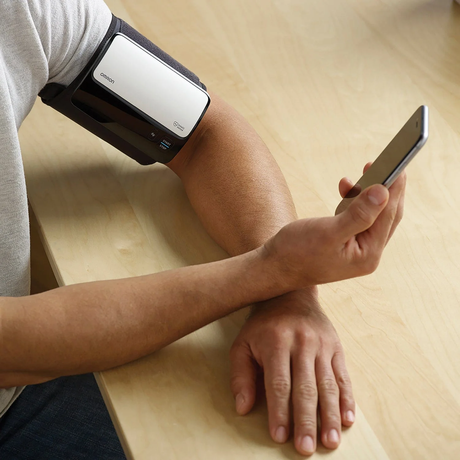 Omron Evolv Wireless Upper Arm Blood Pressure Monitor - Image 5