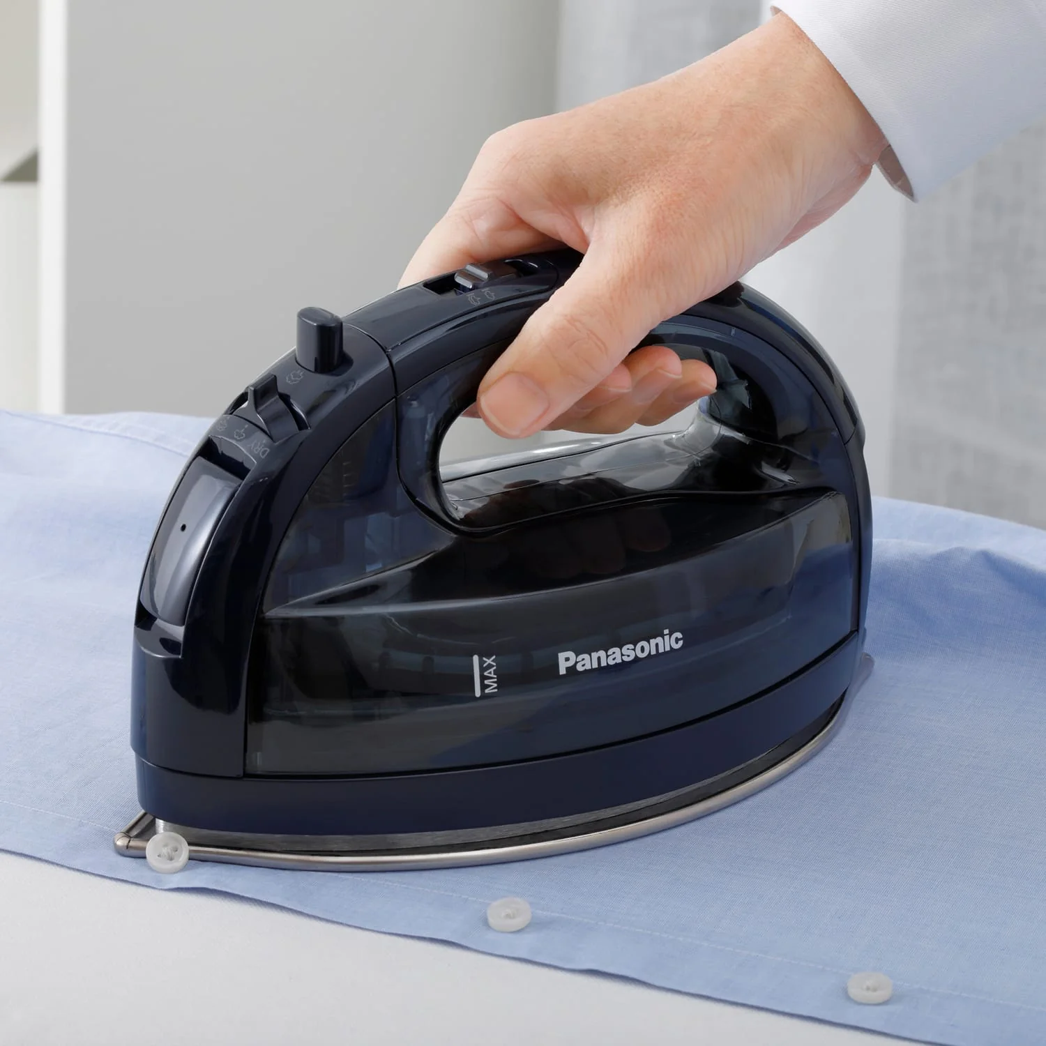 Panasonic Cordless Dry and Steam Iron with Wide Stainless Steel Soleplate, 1500W, Power Heating Base, Retractable Cord, Cover Case, Blue, NI-WL700A - Image 4