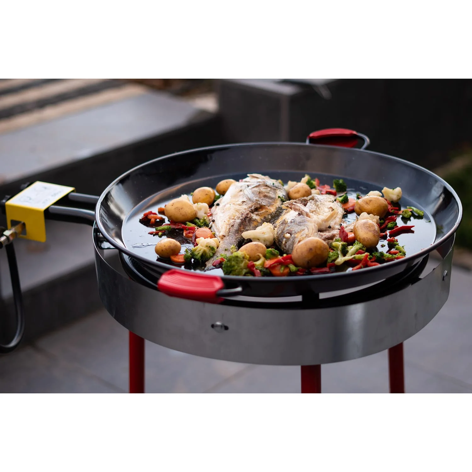 Ringg Outdoor Ringg Chef Series Classic Kit with Paella Pan, Dual Gas Burner and Stand for 16 Servings - Image 2