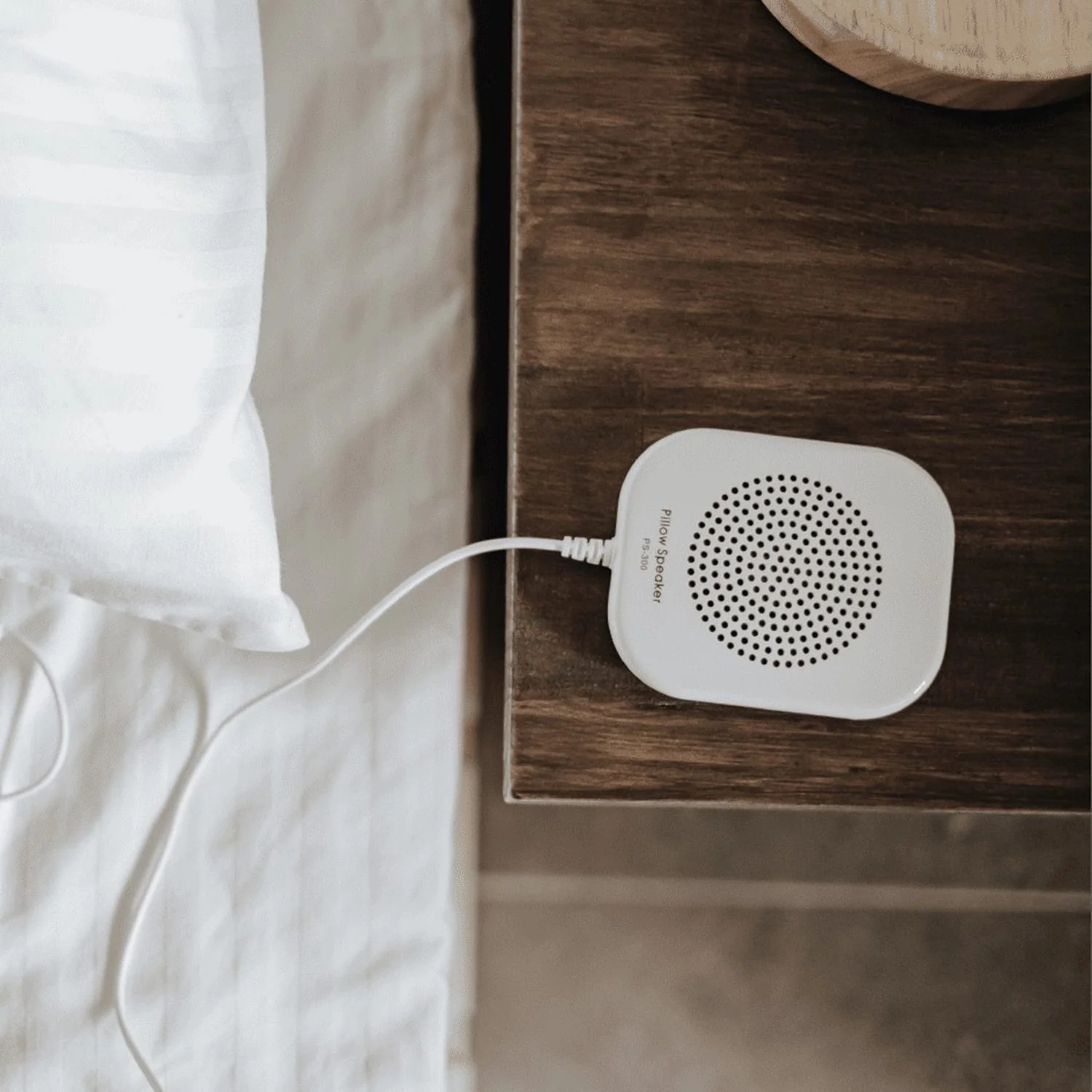 Sangean Pillow Speaker with In-Line Volume Control and Amplifier, White, PS-300 - Image 4