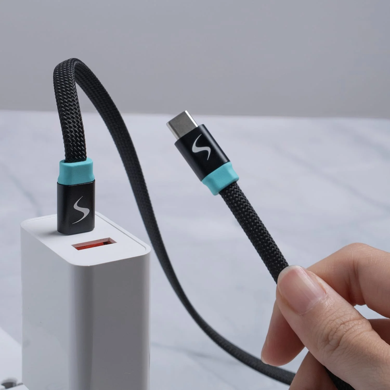 Scapade MagLink C USB-C to USB-C Magnetic Flat Cable with 60-Watt PD Fast Charging, 6.5 Ft. - Image 4