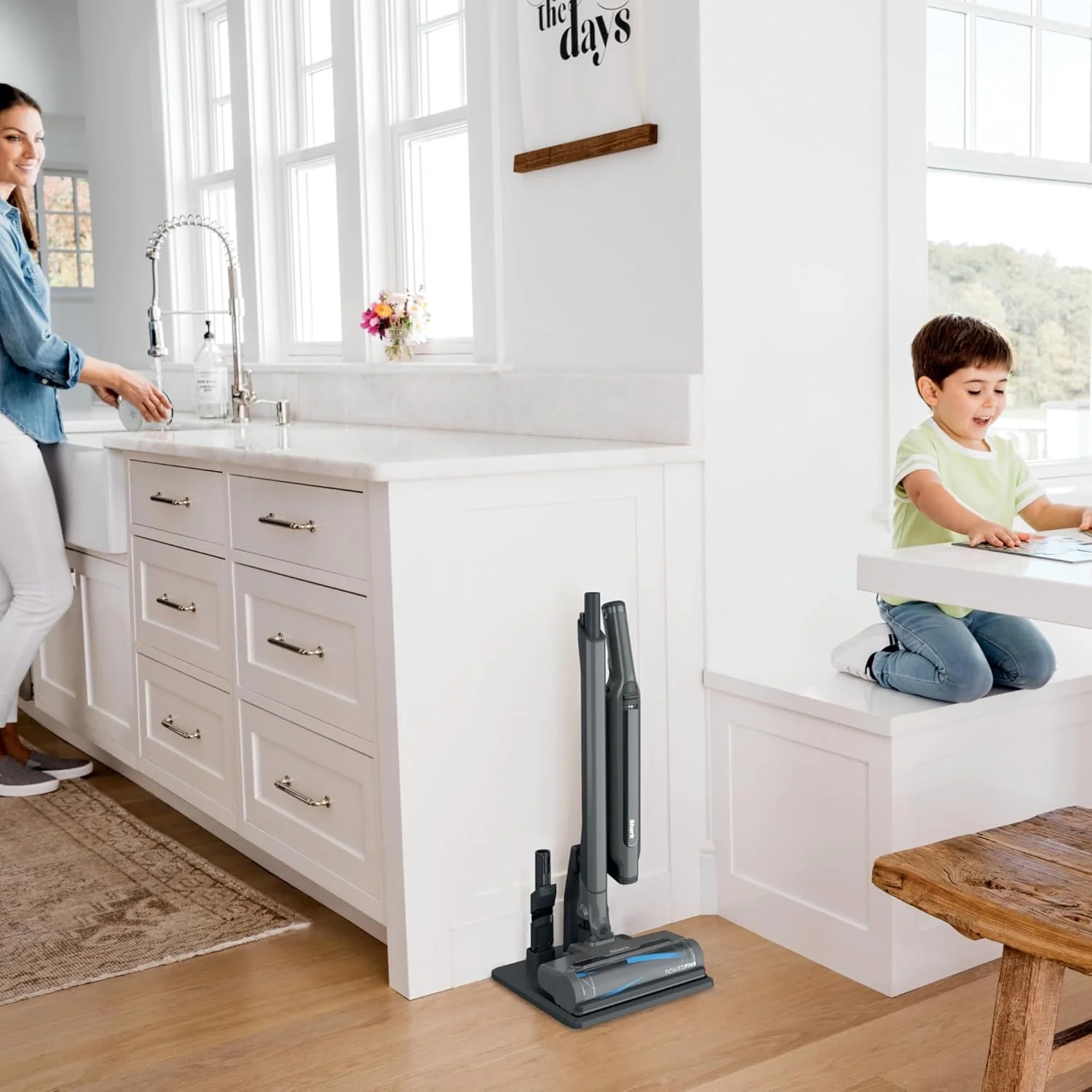 Shark Cordless Stick Vacuum with Charging Dock, Boost Mode, Ultra-Lightweight, Grey - Open Box - Image 6