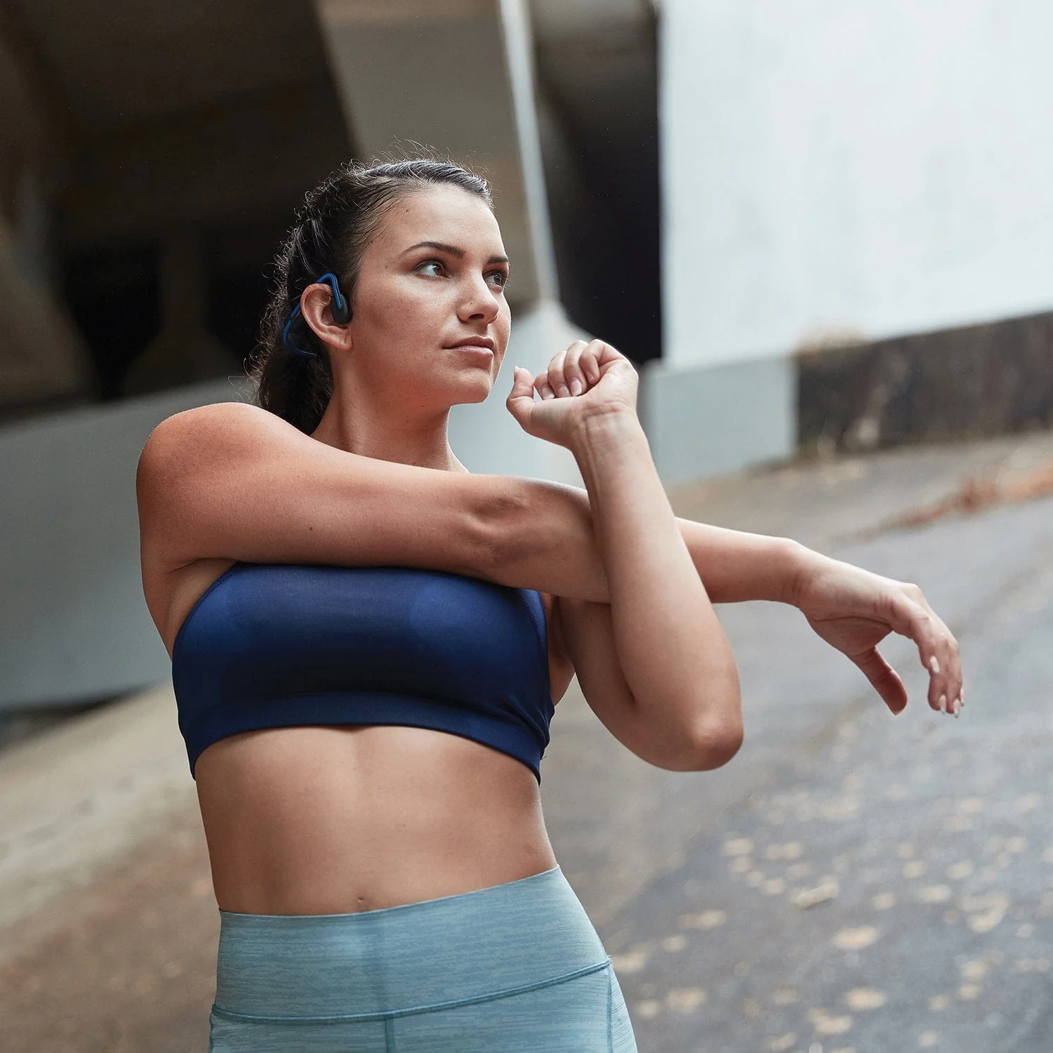 Shokz OpenMove Bone-Conduction Open-Ear Lifestyle Headphones with Microphones, Blue - Image 3