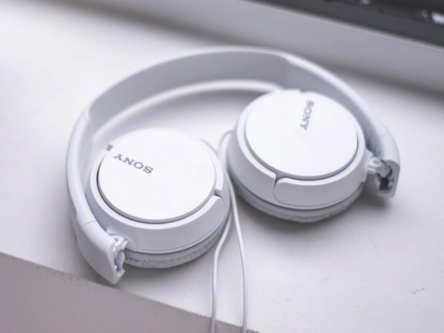 Sony Over-the-Head Stereo Headphones, White - Image 2