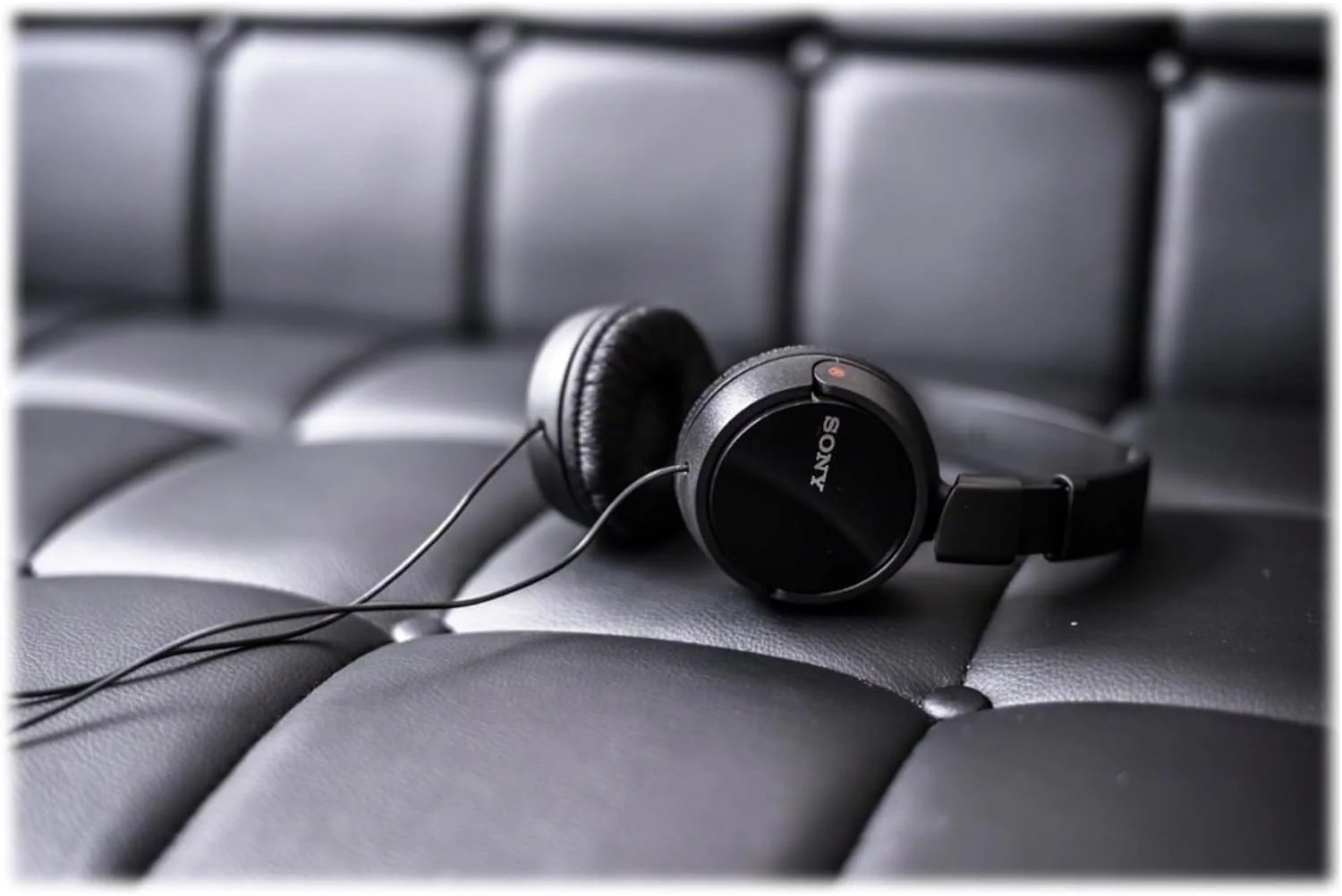 Sony ZX Series Extra Bass Smartphone Headset with Mic, Black - Image 3