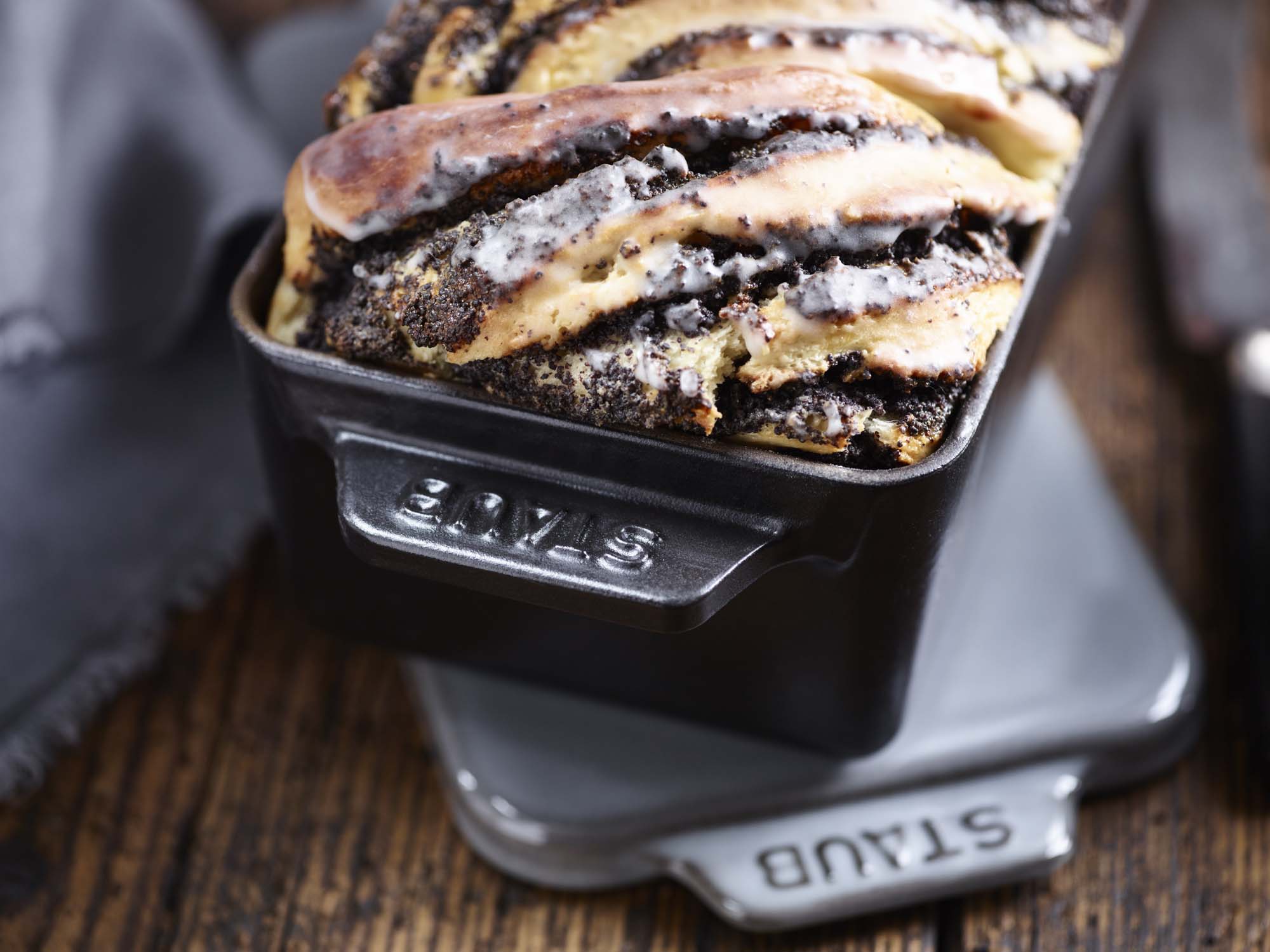 Staub Cast Iron 12.75-inch x 5.25-inch Loaf Pan - Matte Black - Image 3