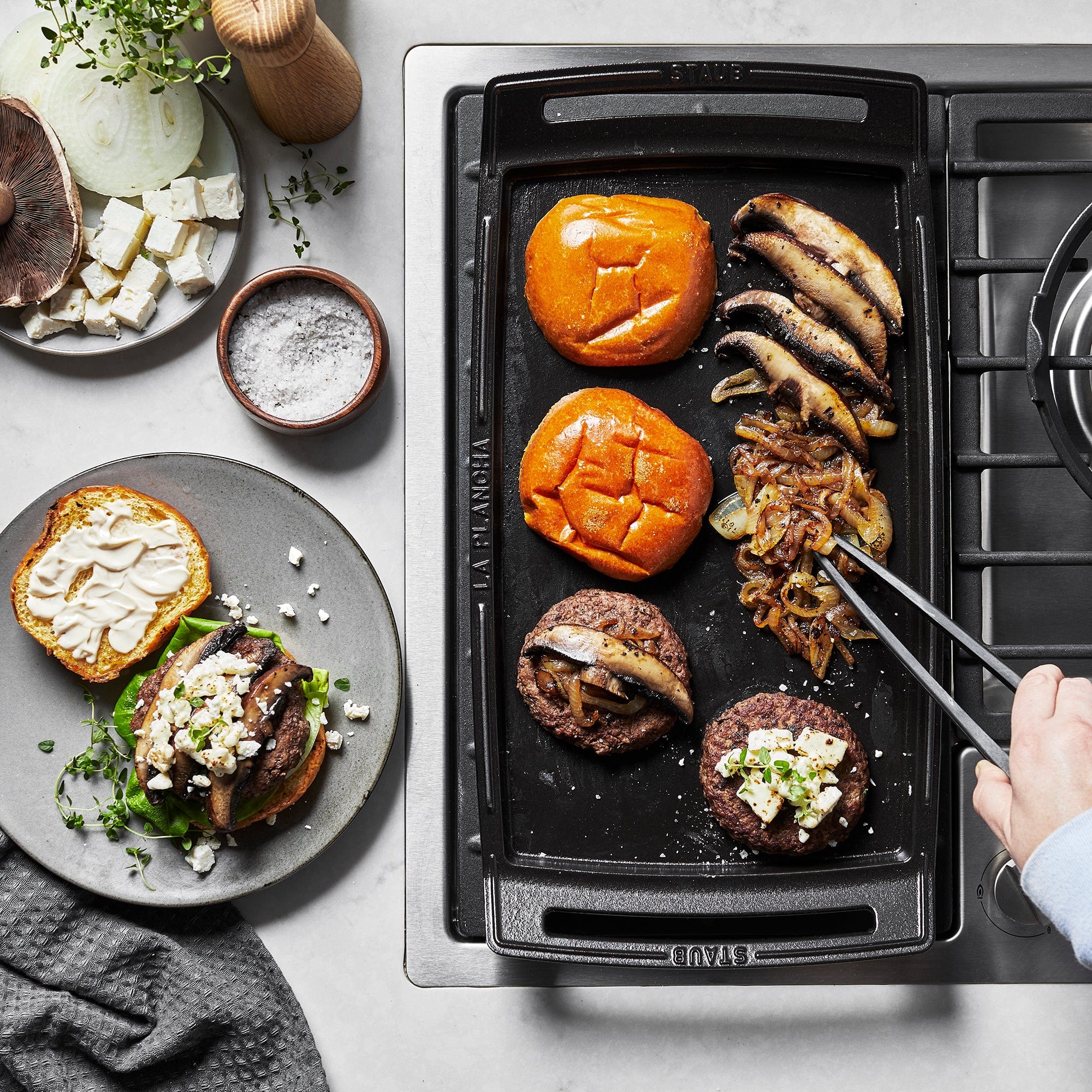 Staub Cast Iron 18.5 x 9.8-inch Plancha/Double Burner Griddle - Image 6