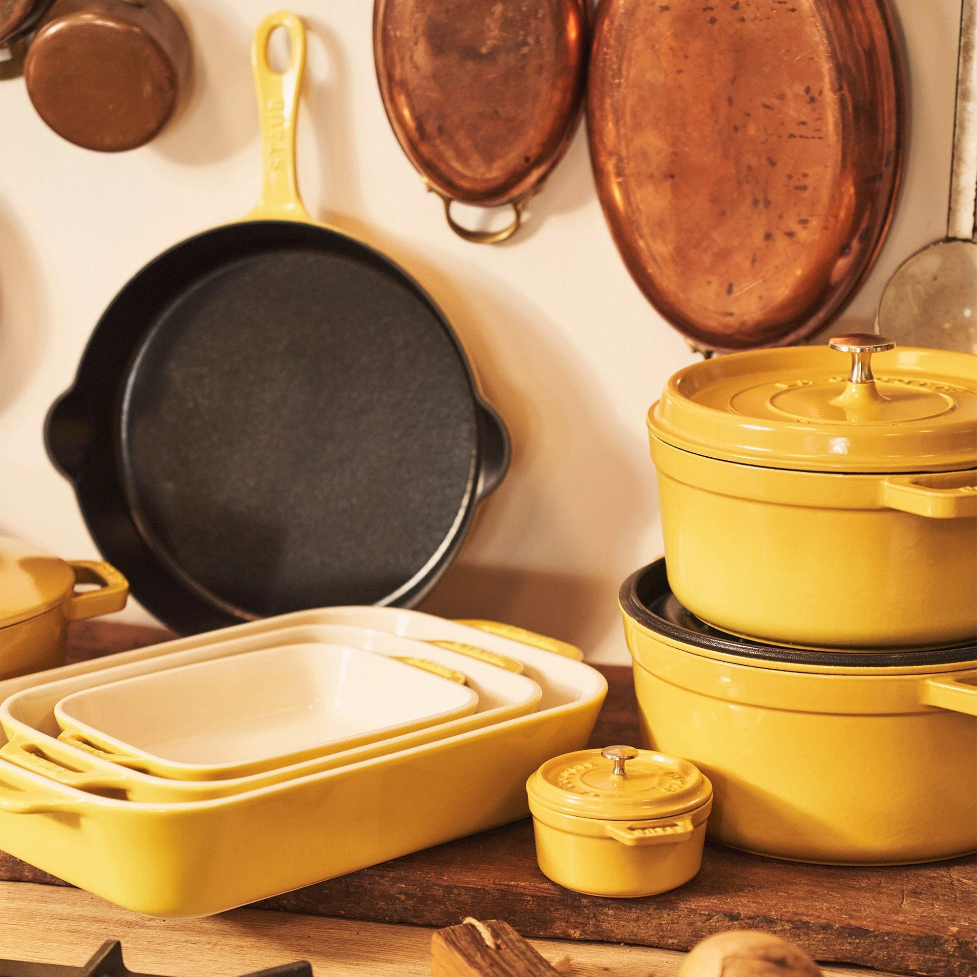 Staub Cast Iron 7-qt Round Cocotte, Dutch Oven - Citron - Image 7